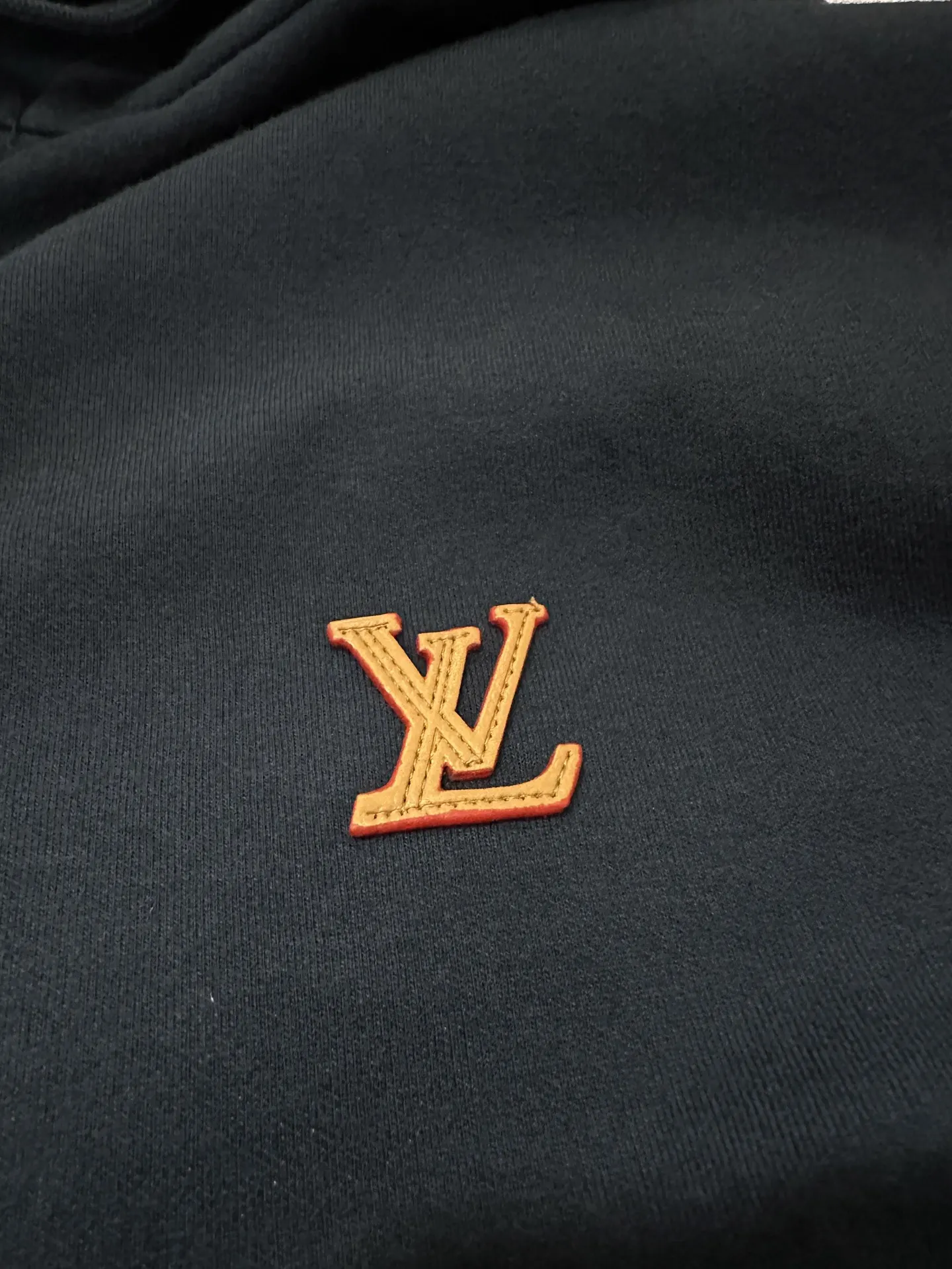 Logo-Embroidered Zip-Up Hoodie D29024414 — view 6