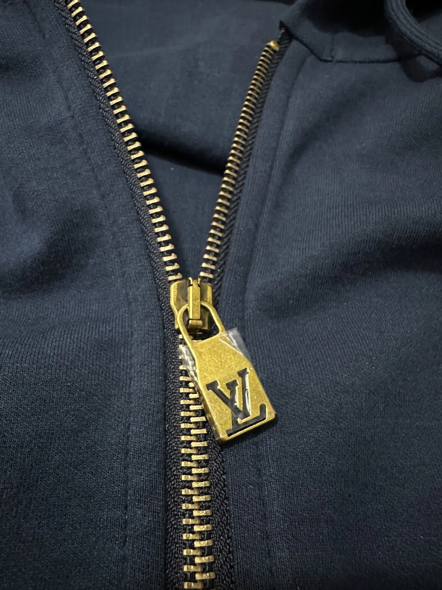 Logo-Embroidered Zip-Up Hoodie D29024414 — view 8