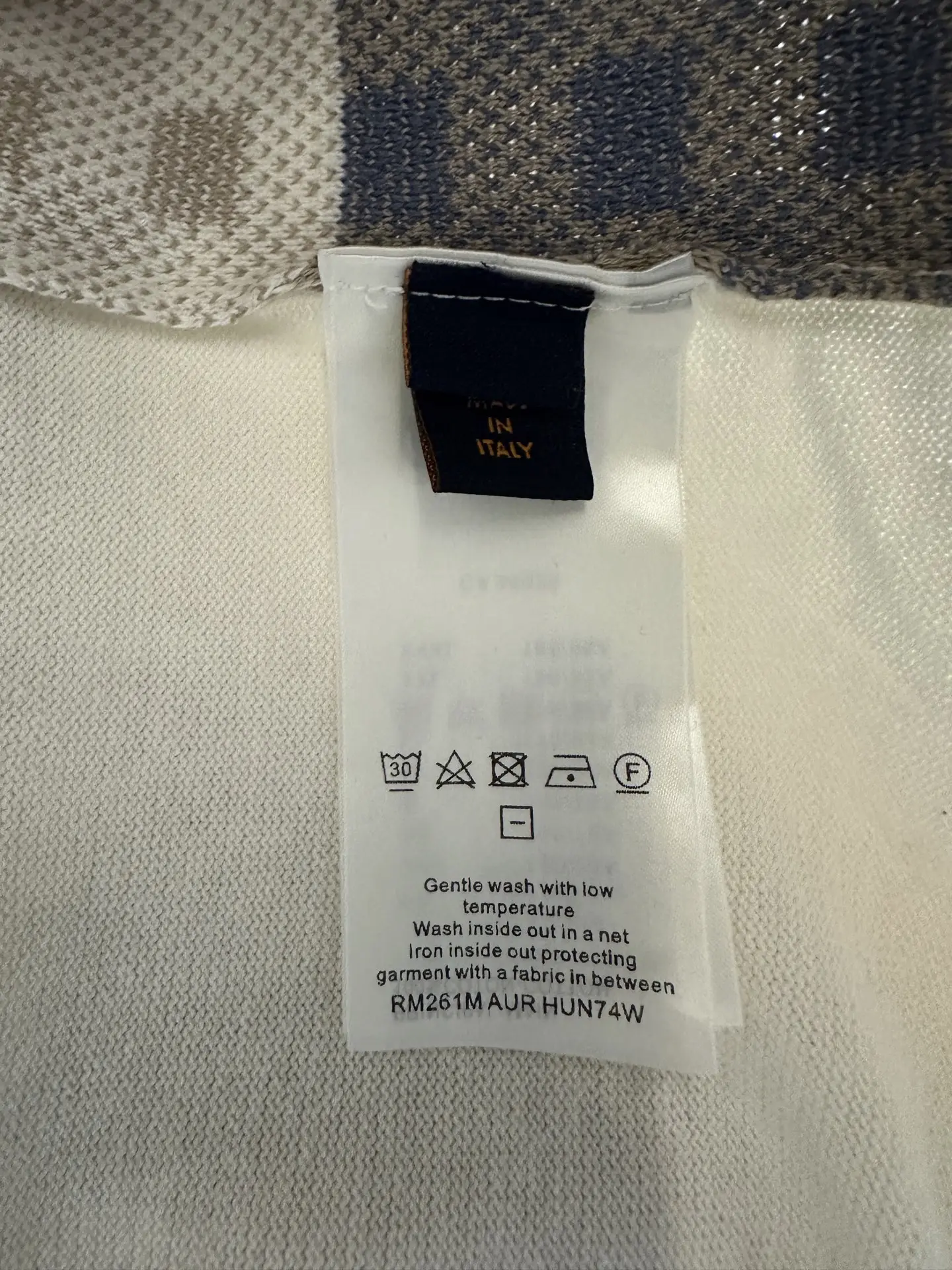 Short Sleeve Top White D29012313 — view 9