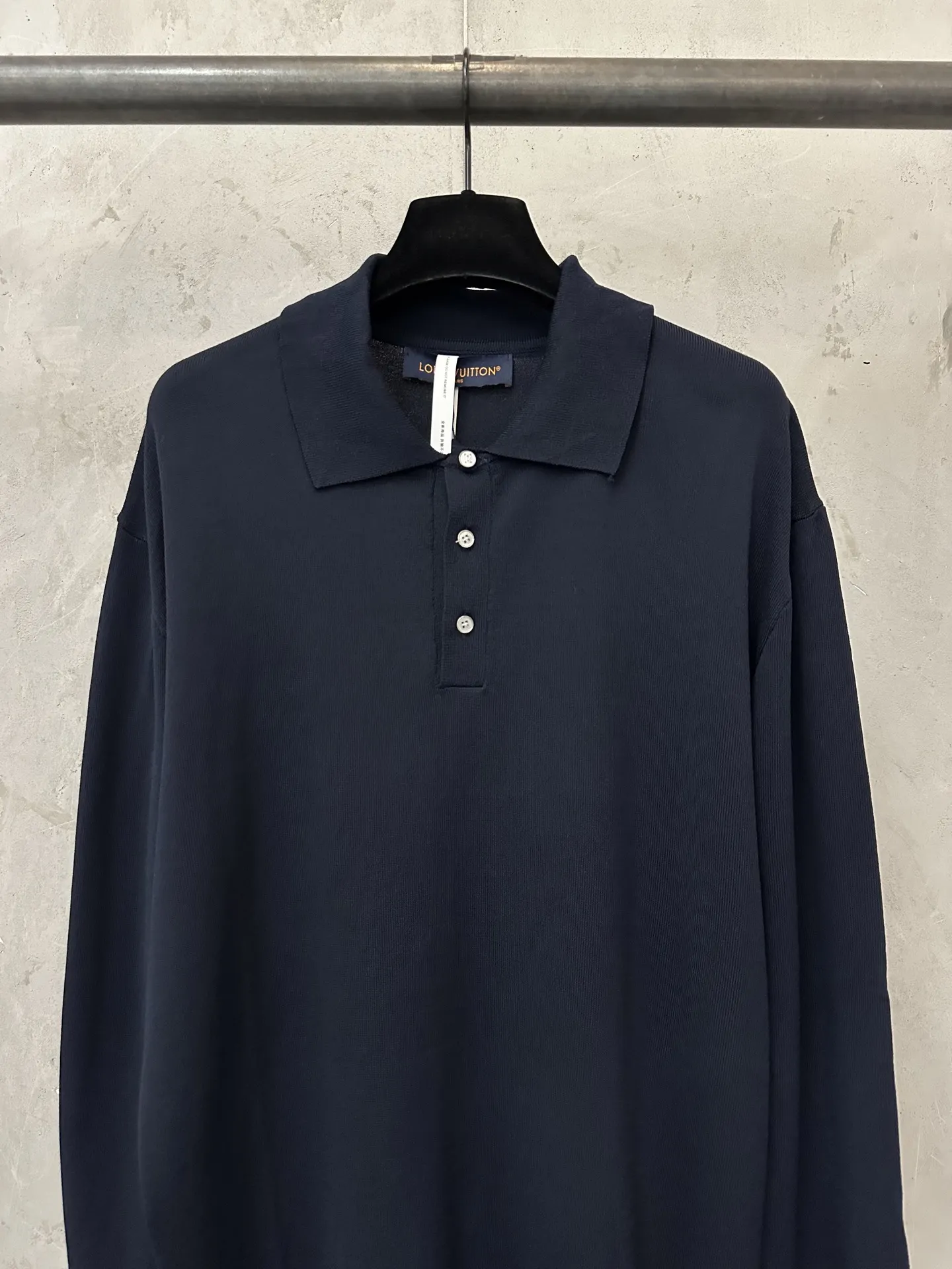 Silk and Wool Blend Long-Sleeve Polo Shirt D29020203 — view 3