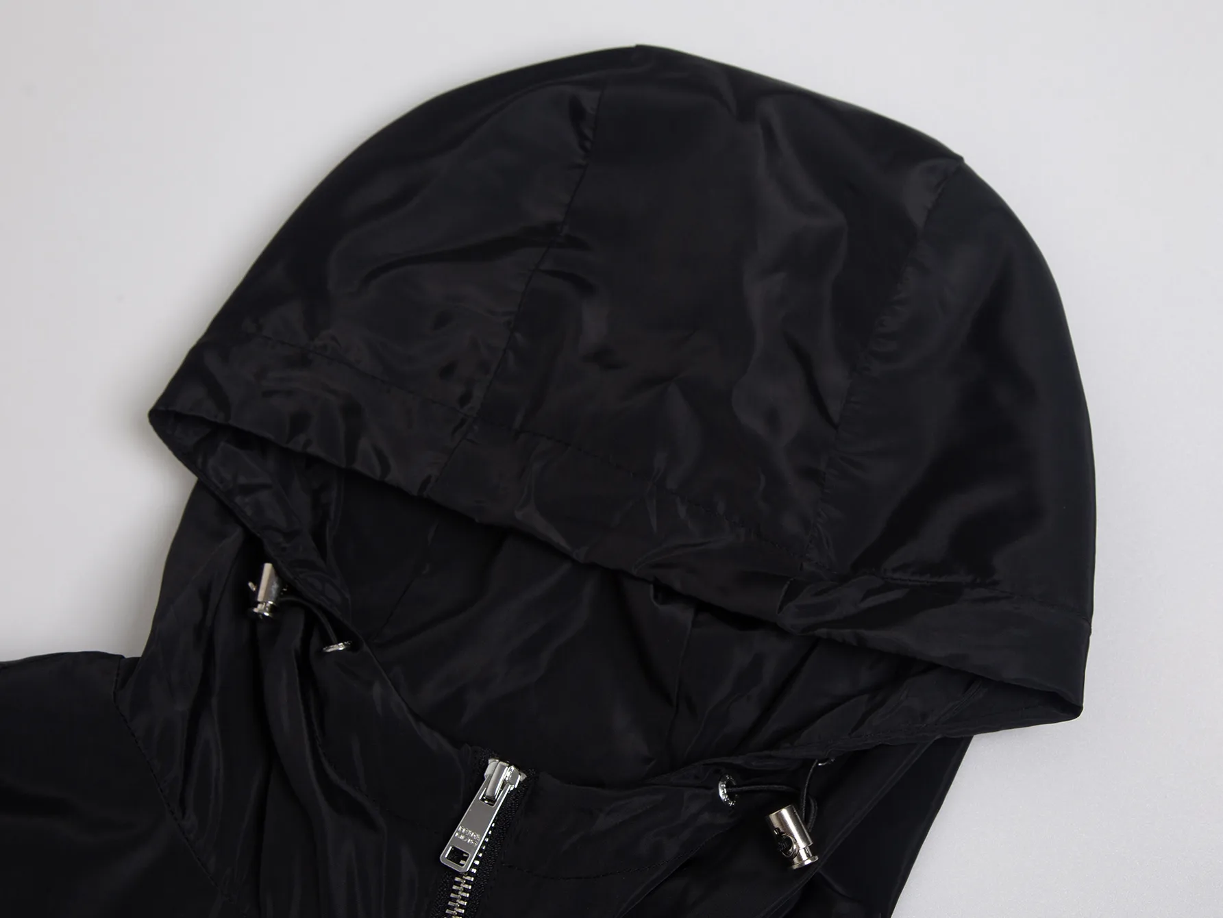 Logo-Patch Hooded Windbreaker Jacket D29016494 — view 3