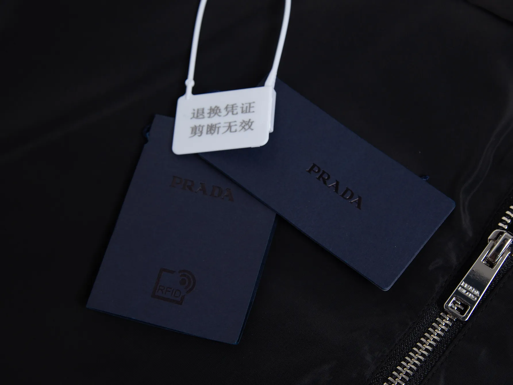 Logo-Patch Hooded Windbreaker Jacket D29016494 — view 9