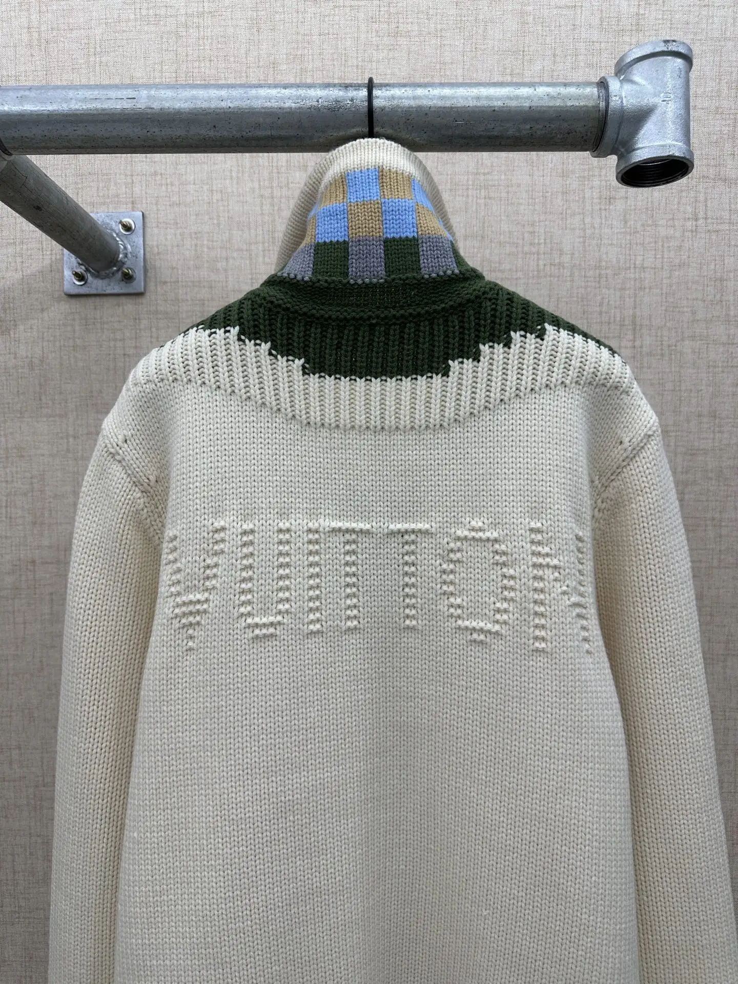 Contrast Collar Cashmere-Blend Zip-Up Cardigan D29516394 — view 4