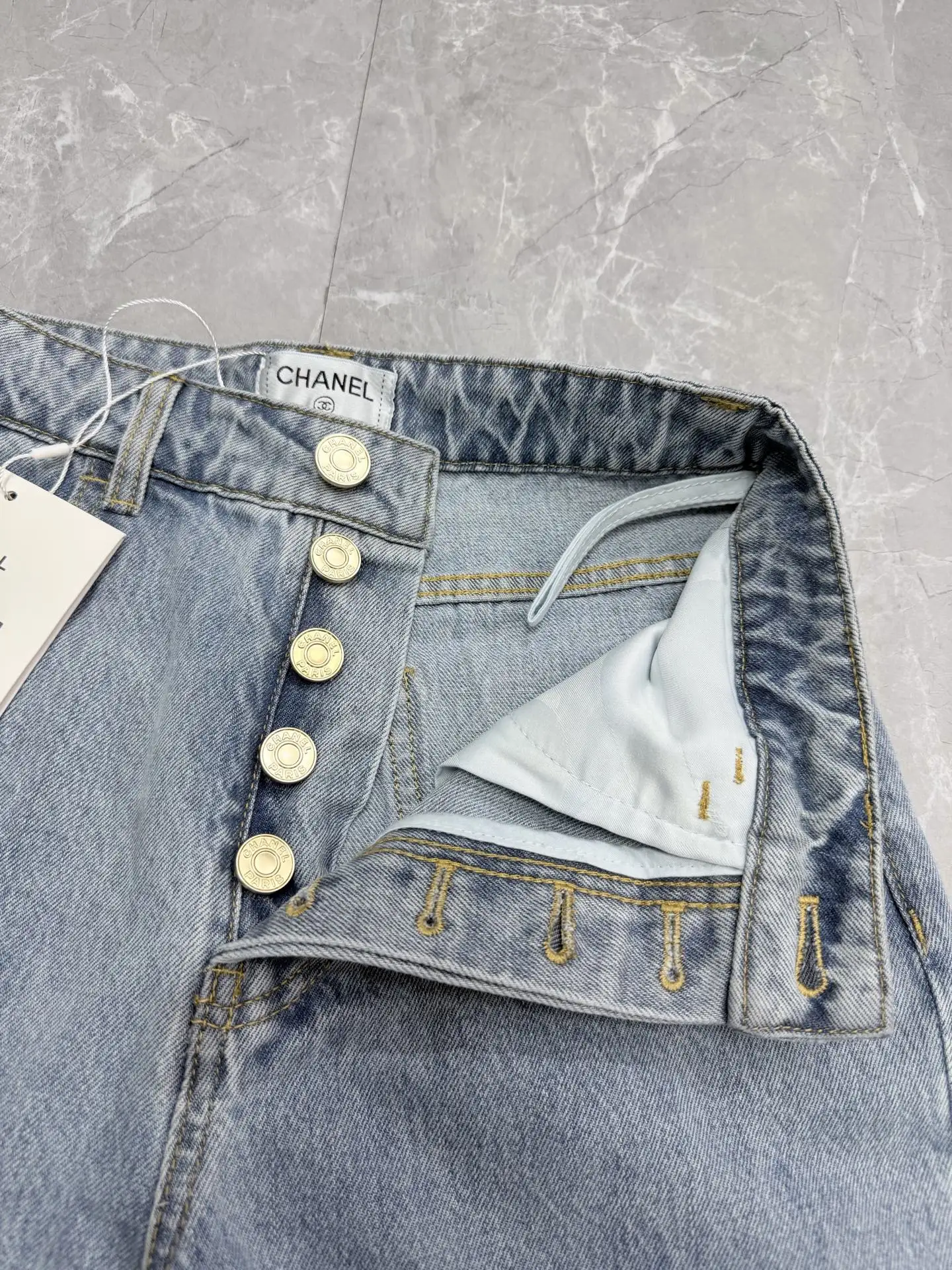High-Rise Straight-Leg Acid Wash Jeans D29519136 — view 5