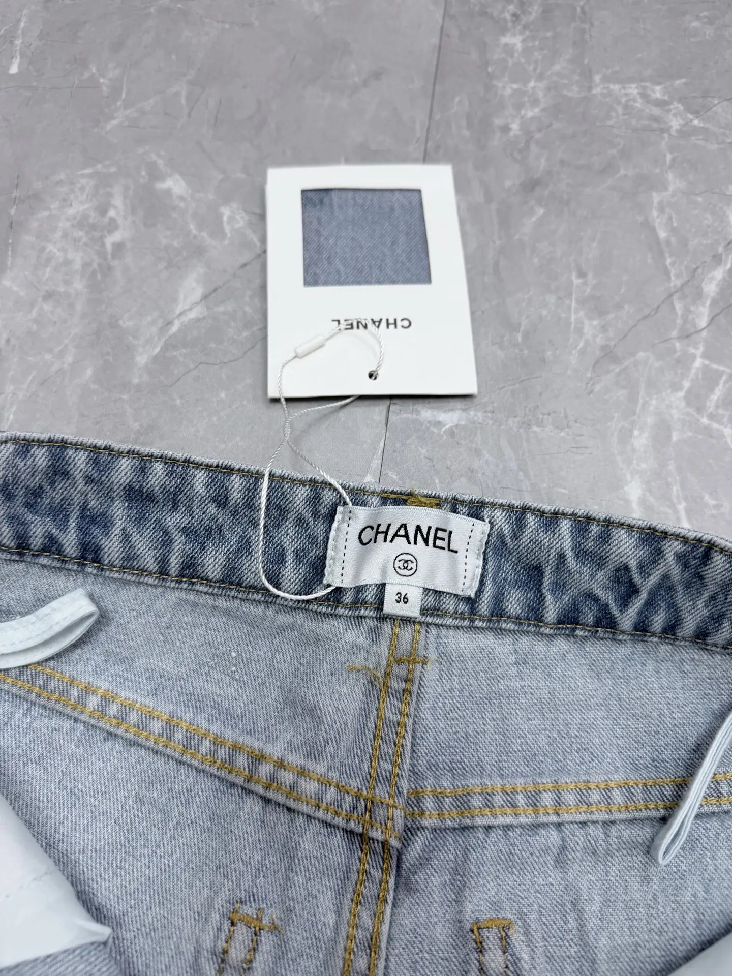 High-Rise Straight-Leg Acid Wash Jeans D29519136 — view 6