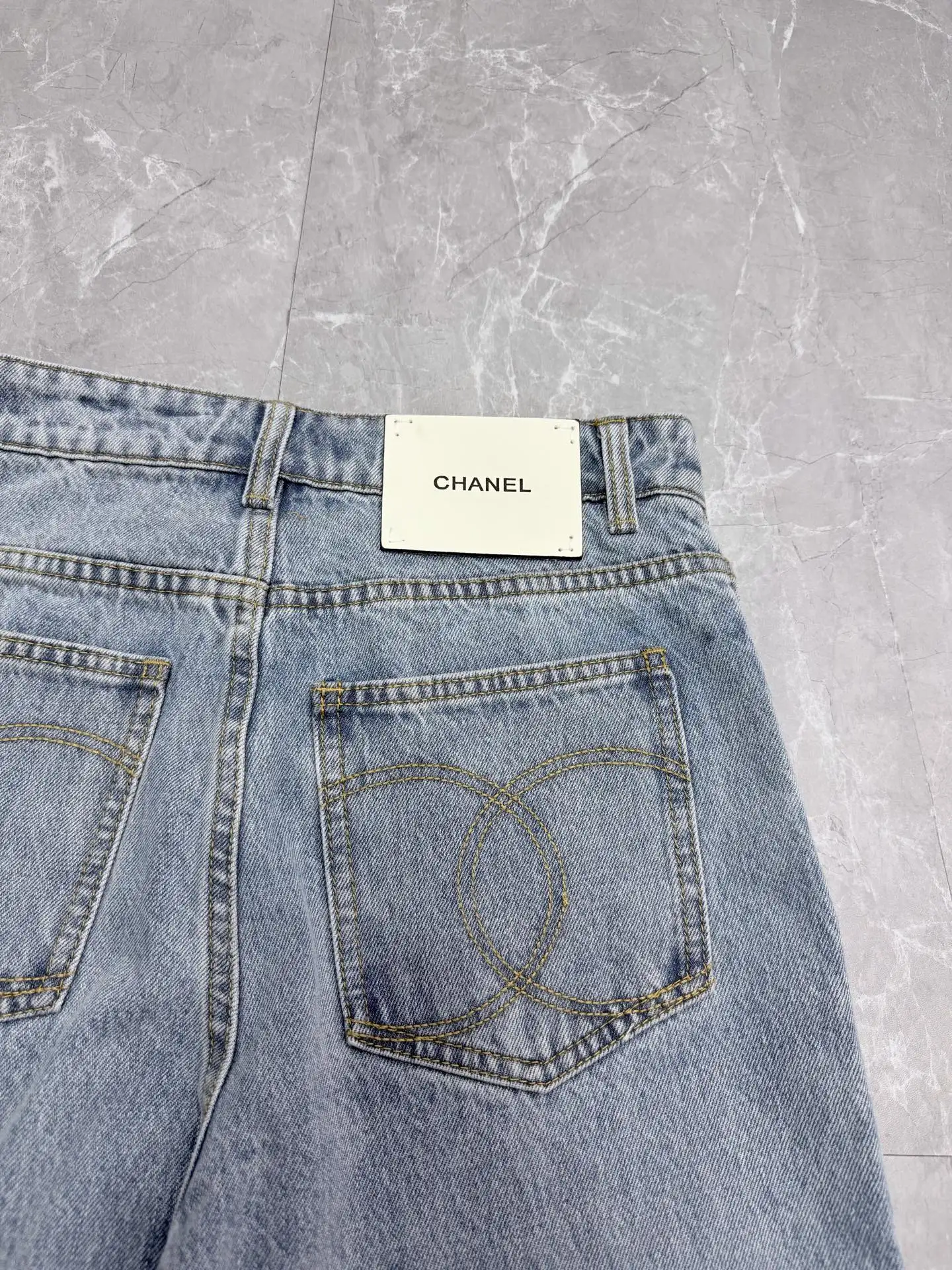 High-Rise Straight-Leg Acid Wash Jeans D29519136 — view 8