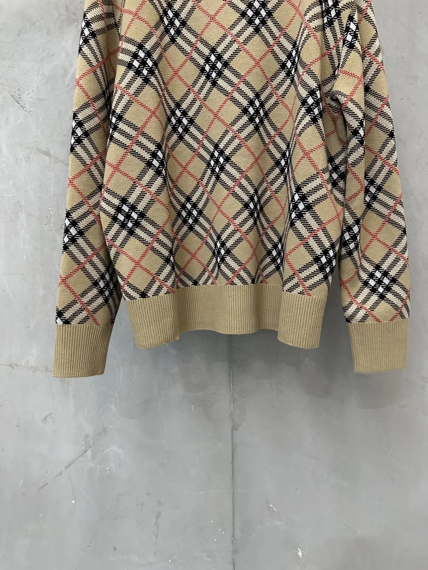 Check Jacquard Wool-Blend Sweater D30024413 — view 4