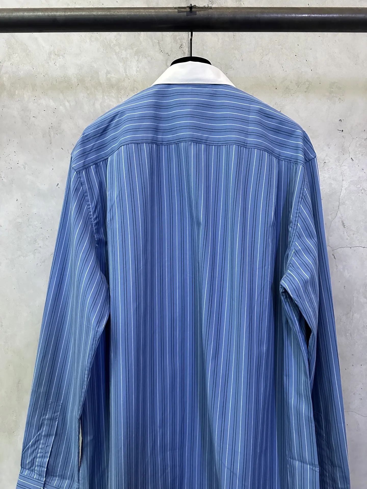 Contrast Collar Striped Cotton Shirt D30015711 — view 5