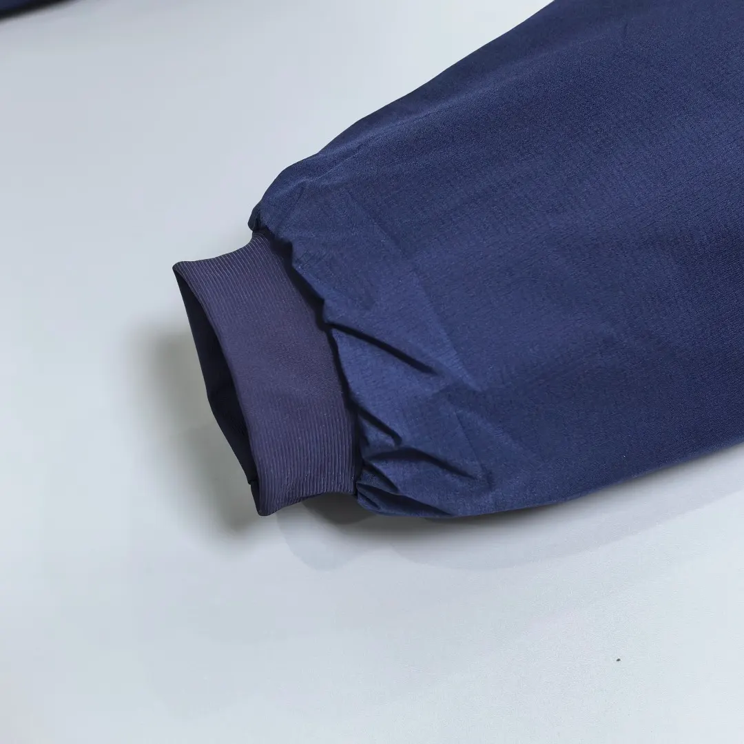 Atom Hoody Insulated Jacket D30020270 — view 5