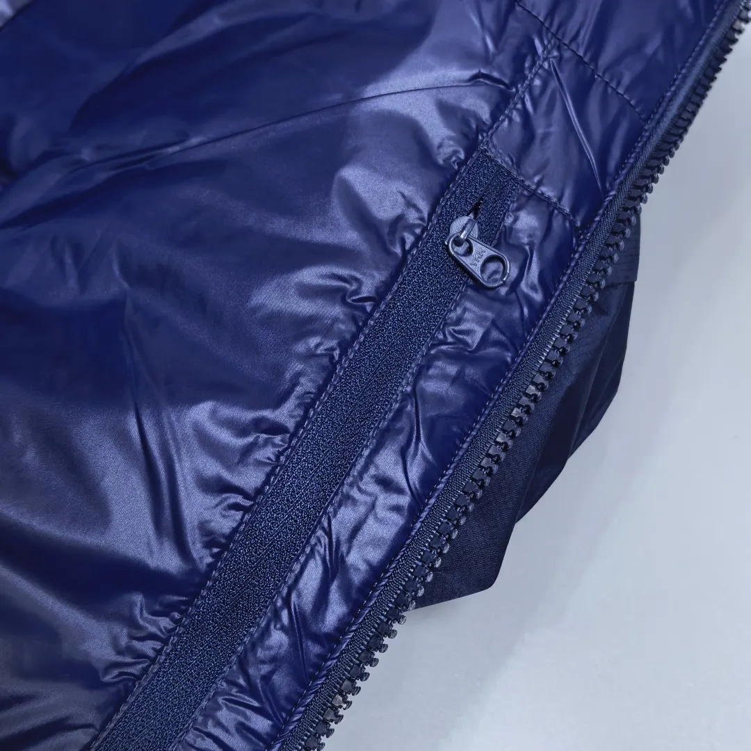 Atom Hoody Insulated Jacket D30020270 — view 8