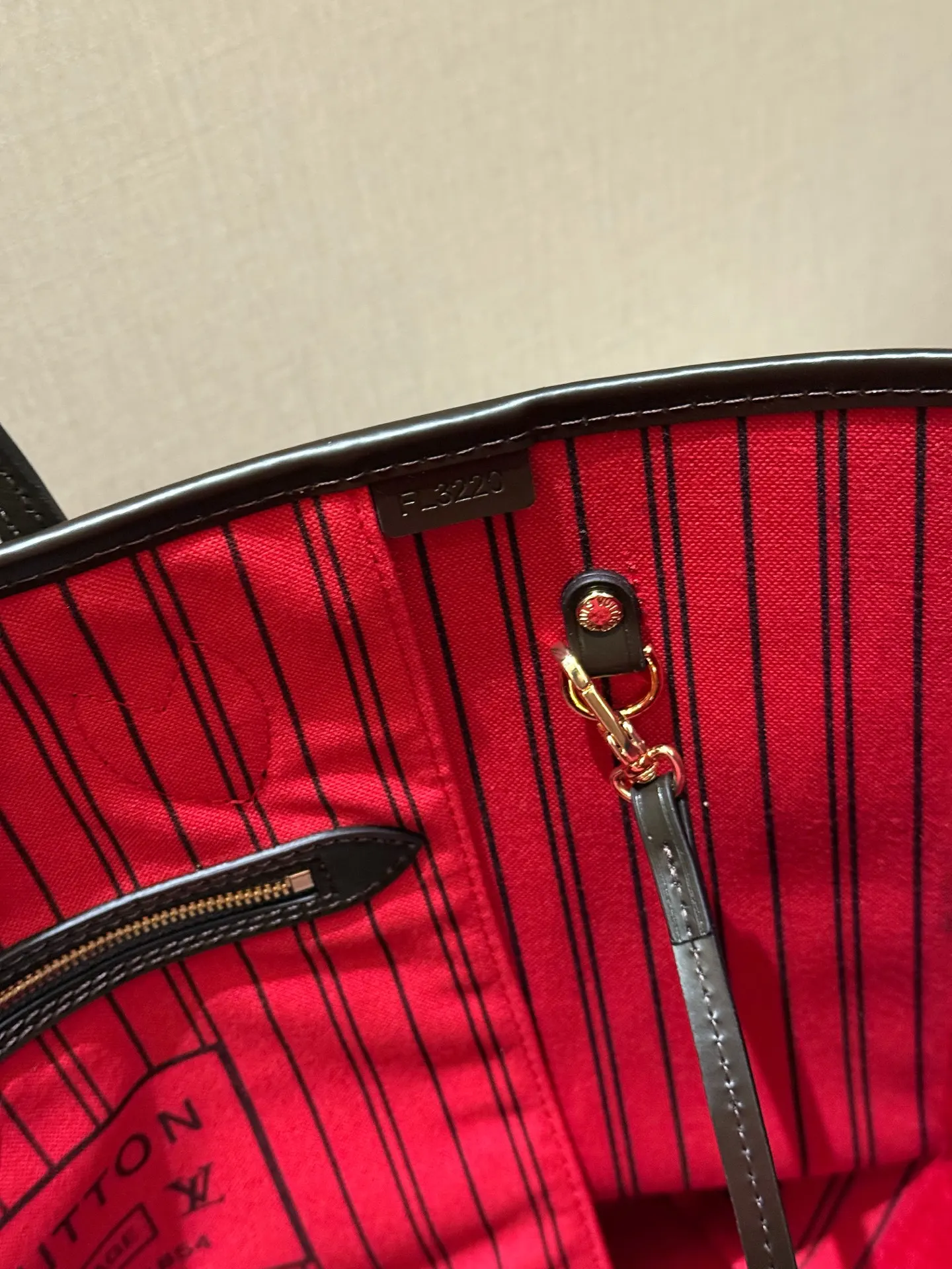 Neverfull Damier Ebene Tote Bag D30018265 — view 6