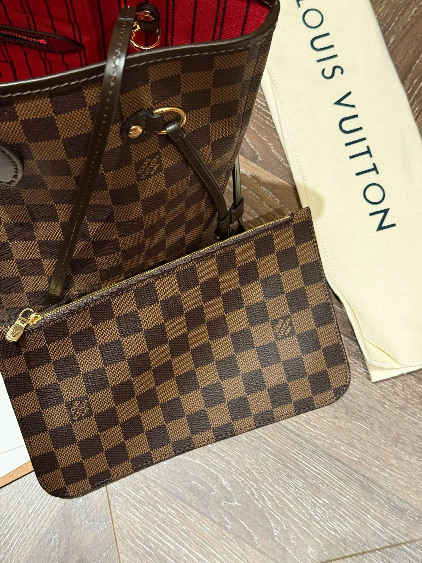 Neverfull Damier Ebene Tote Bag D30018265 — view 8