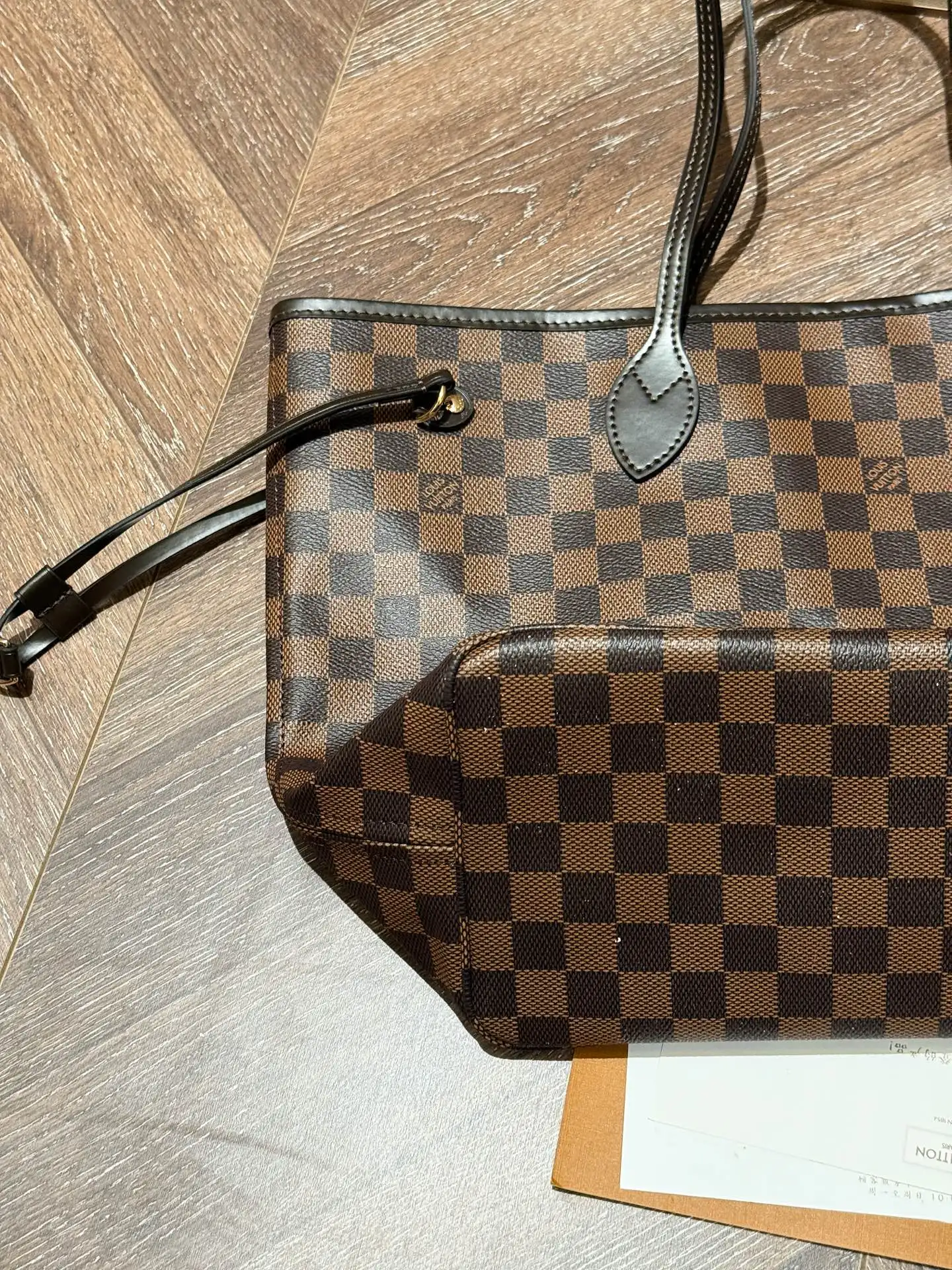Neverfull Damier Ebene Tote Bag D30018265 — view 9