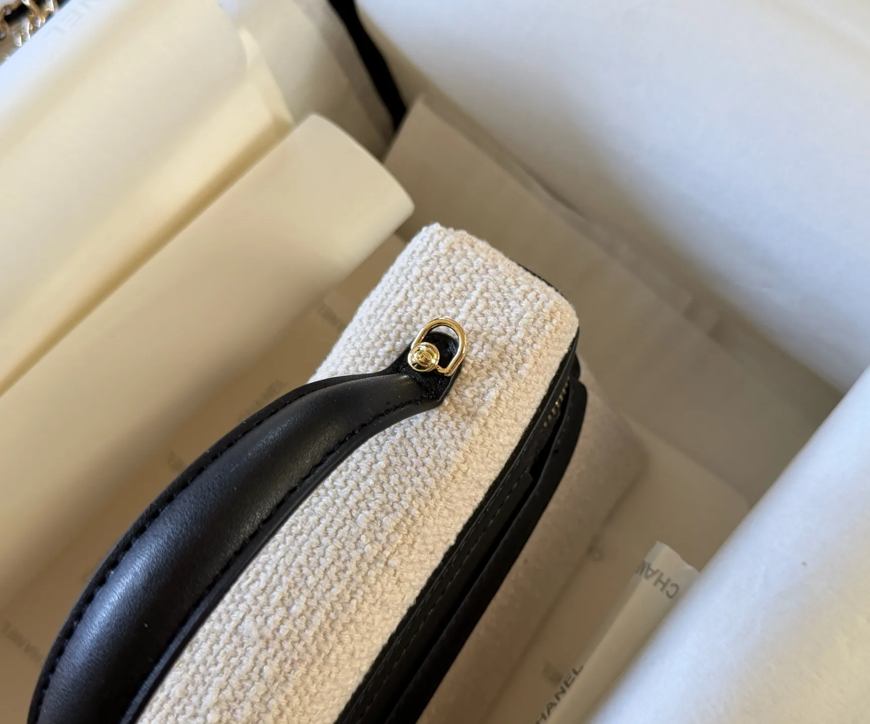 Chanel Canvas Vanity Case D30017891 — view 9