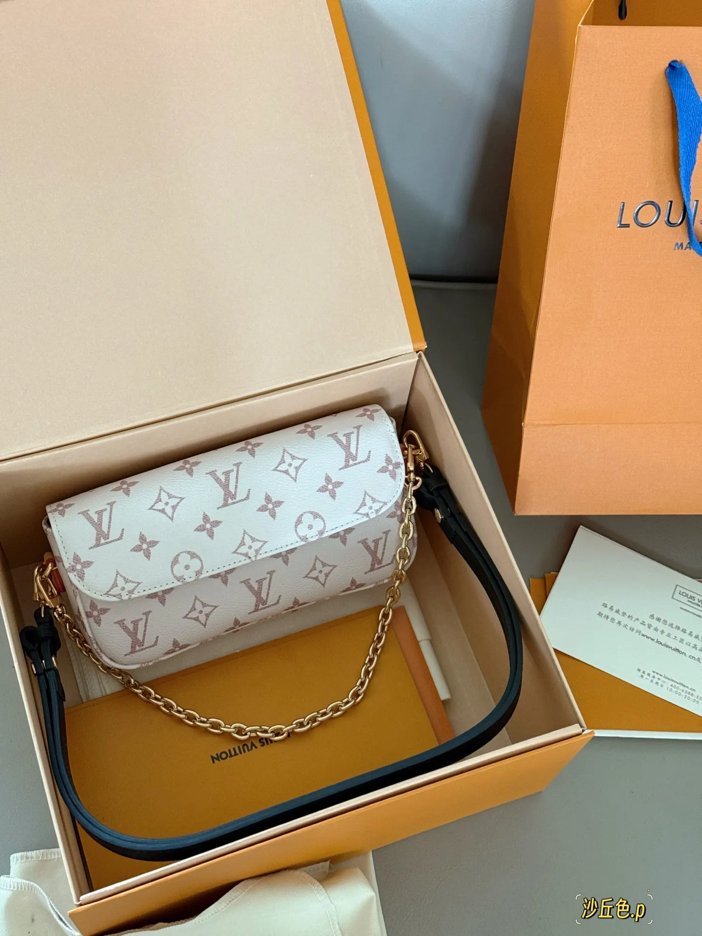 Monogram Ivy WOC Shoulder Bag D30017934 — view 2