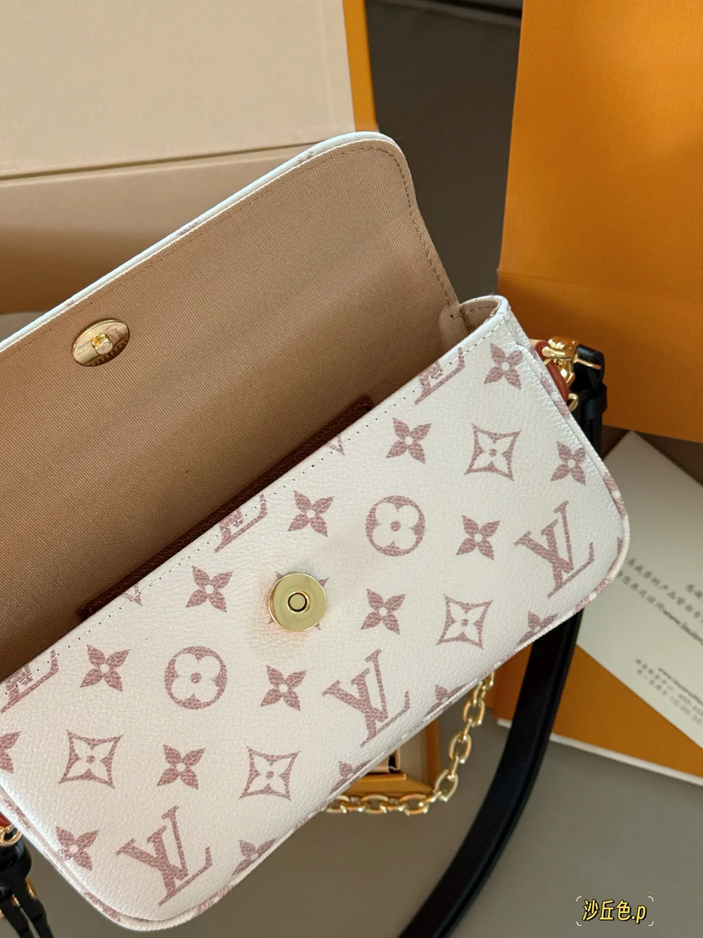 Monogram Ivy WOC Shoulder Bag D30017934 — view 6