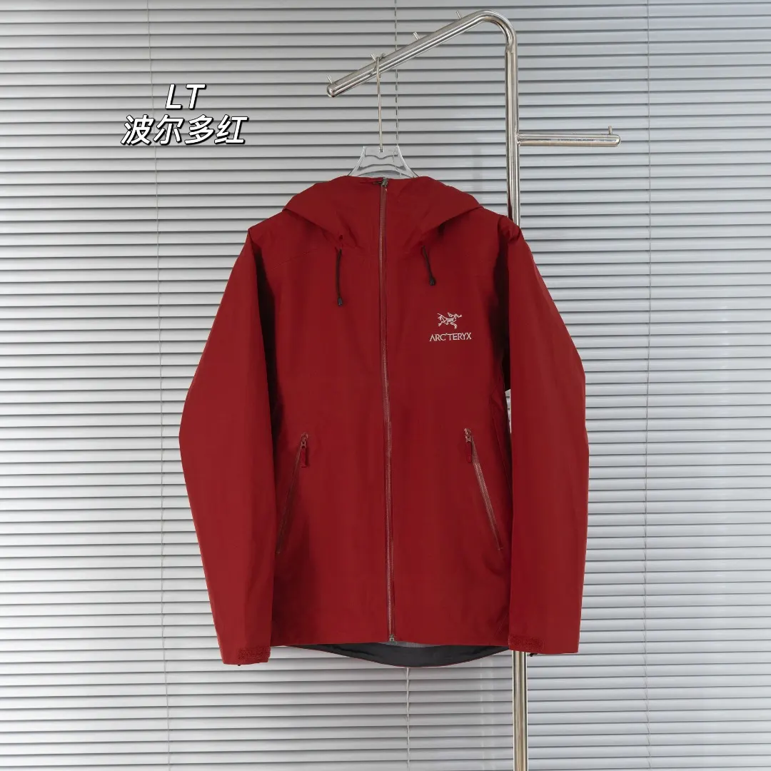 Beta LT GORE-TEX Hooded Shell Jacket D30024952