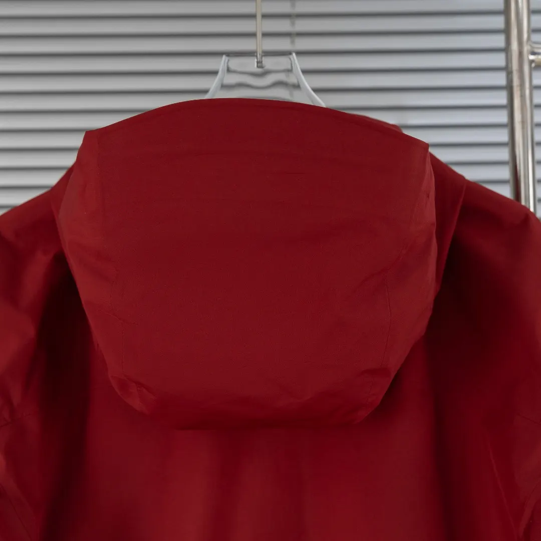 Beta LT GORE-TEX Hooded Shell Jacket D30024952 — view 13