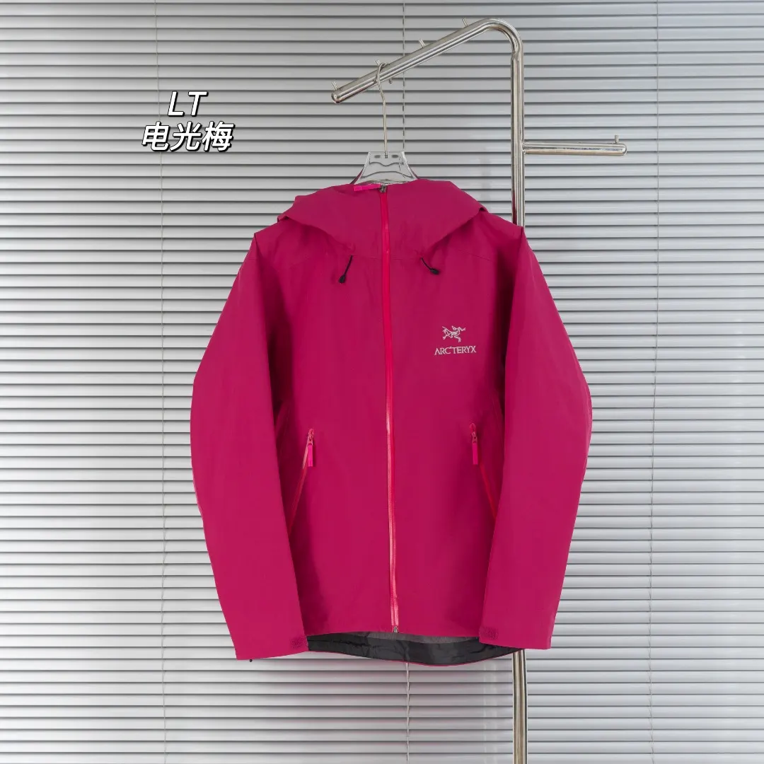 Beta LT GORE-TEX Waterproof Shell Jacket D30024950