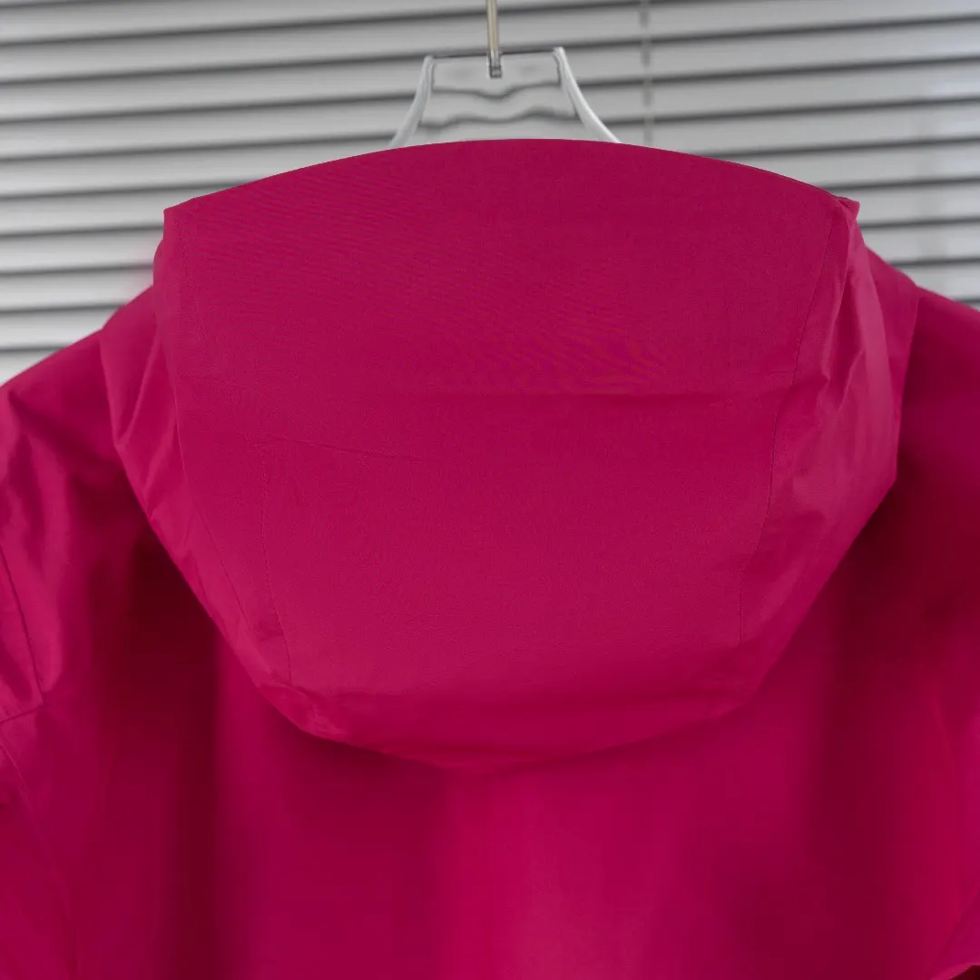 Beta LT GORE-TEX Waterproof Shell Jacket D30024950 — view 13