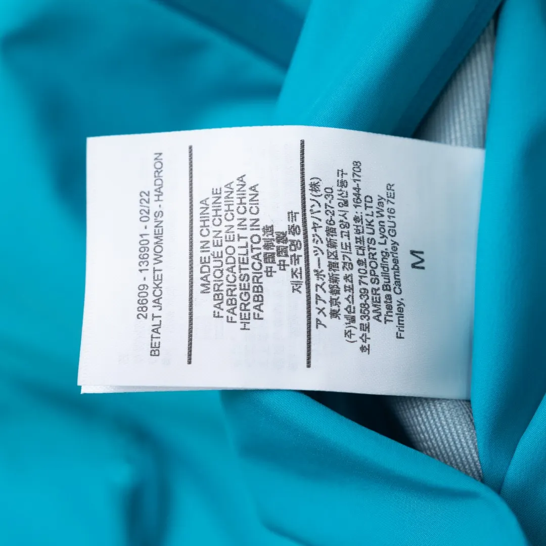 Beta LT GORE-TEX Hooded Shell Jacket D30024942 — view 12