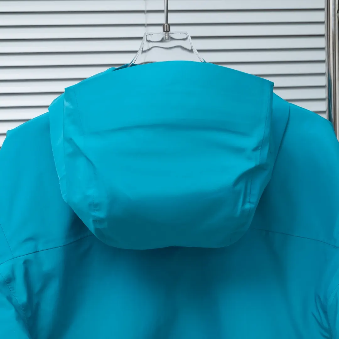 Beta LT GORE-TEX Hooded Shell Jacket D30024942 — view 14