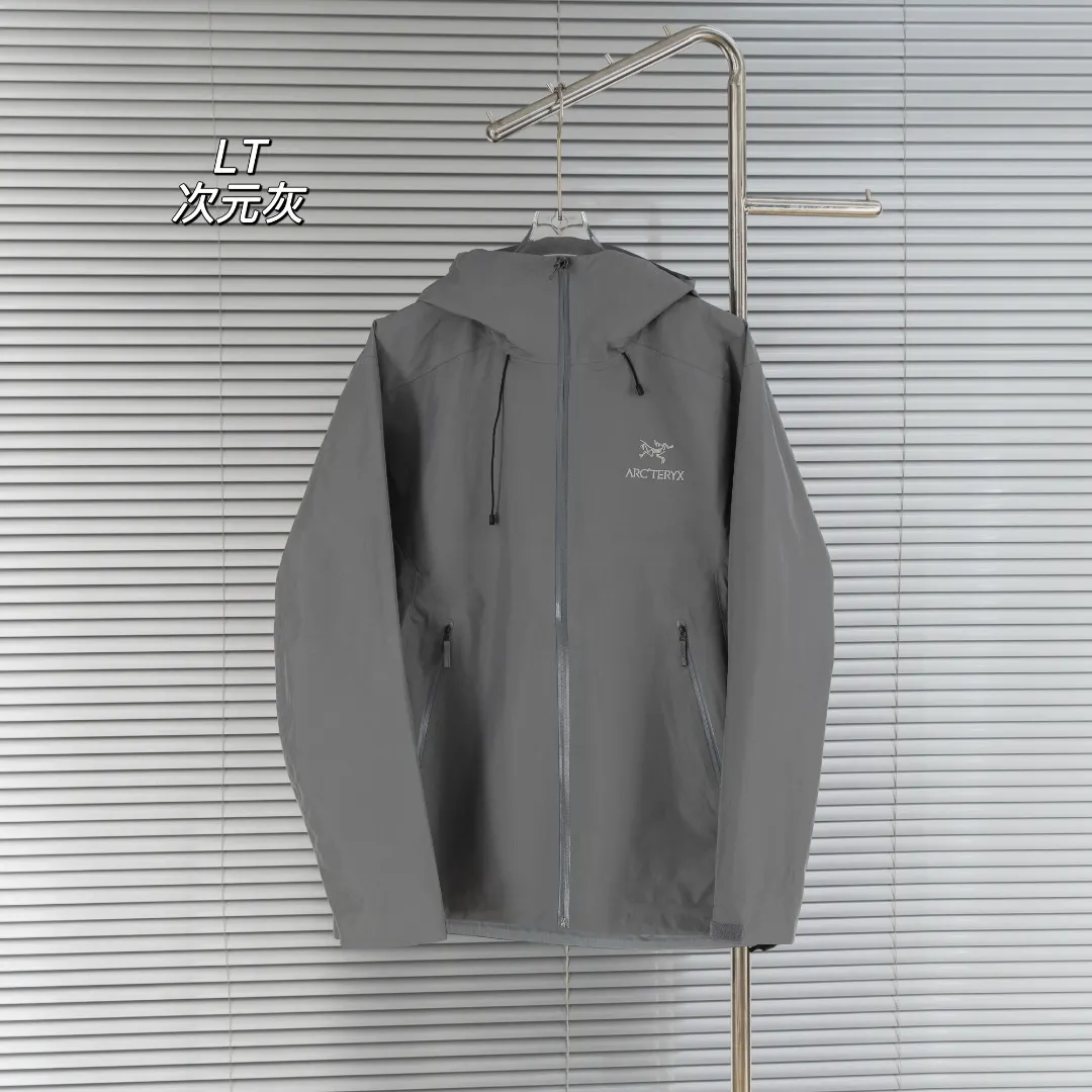 Beta LT GORE-TEX Hooded Shell Jacket D30024951