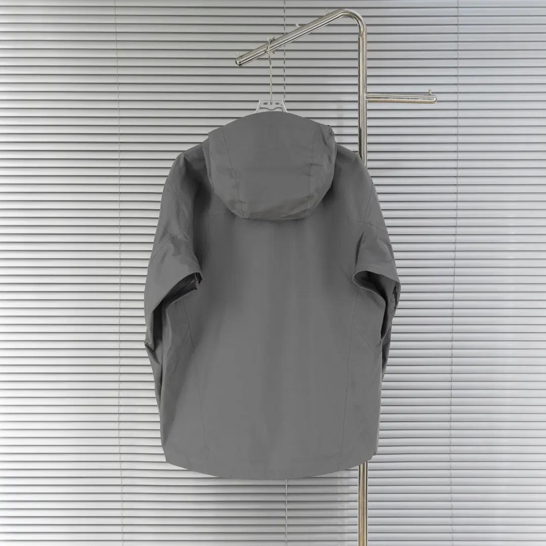 Beta LT GORE-TEX Hooded Shell Jacket D30024951 — view 2
