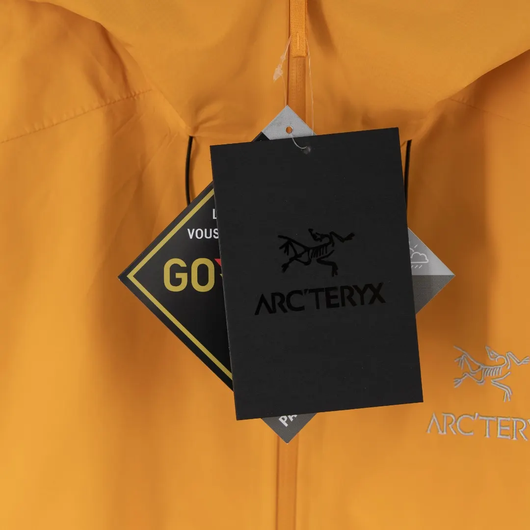 Beta LT GORE-TEX Hooded Shell Jacket D30024957 — view 11