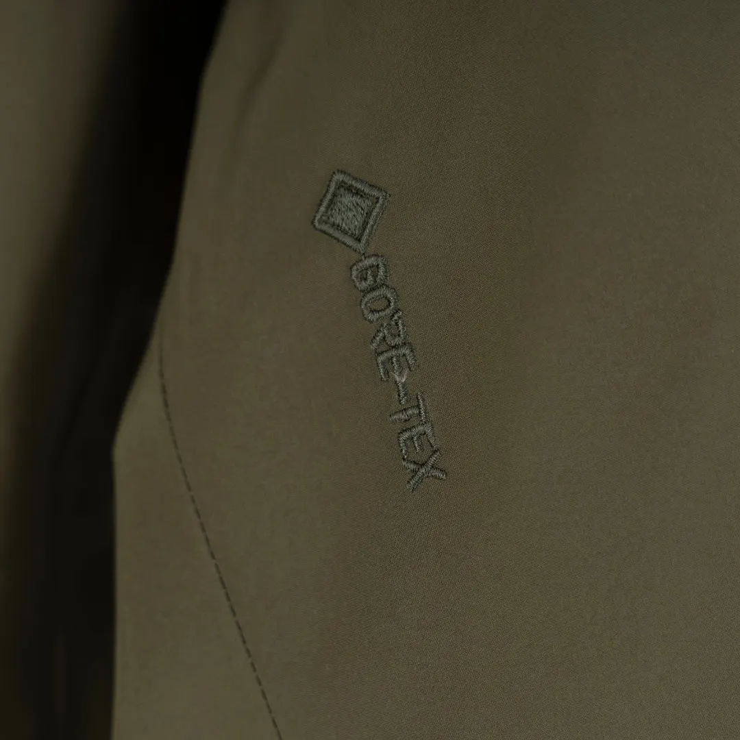 Beta LT GORE-TEX Hooded Jacket D30024949 — view 9