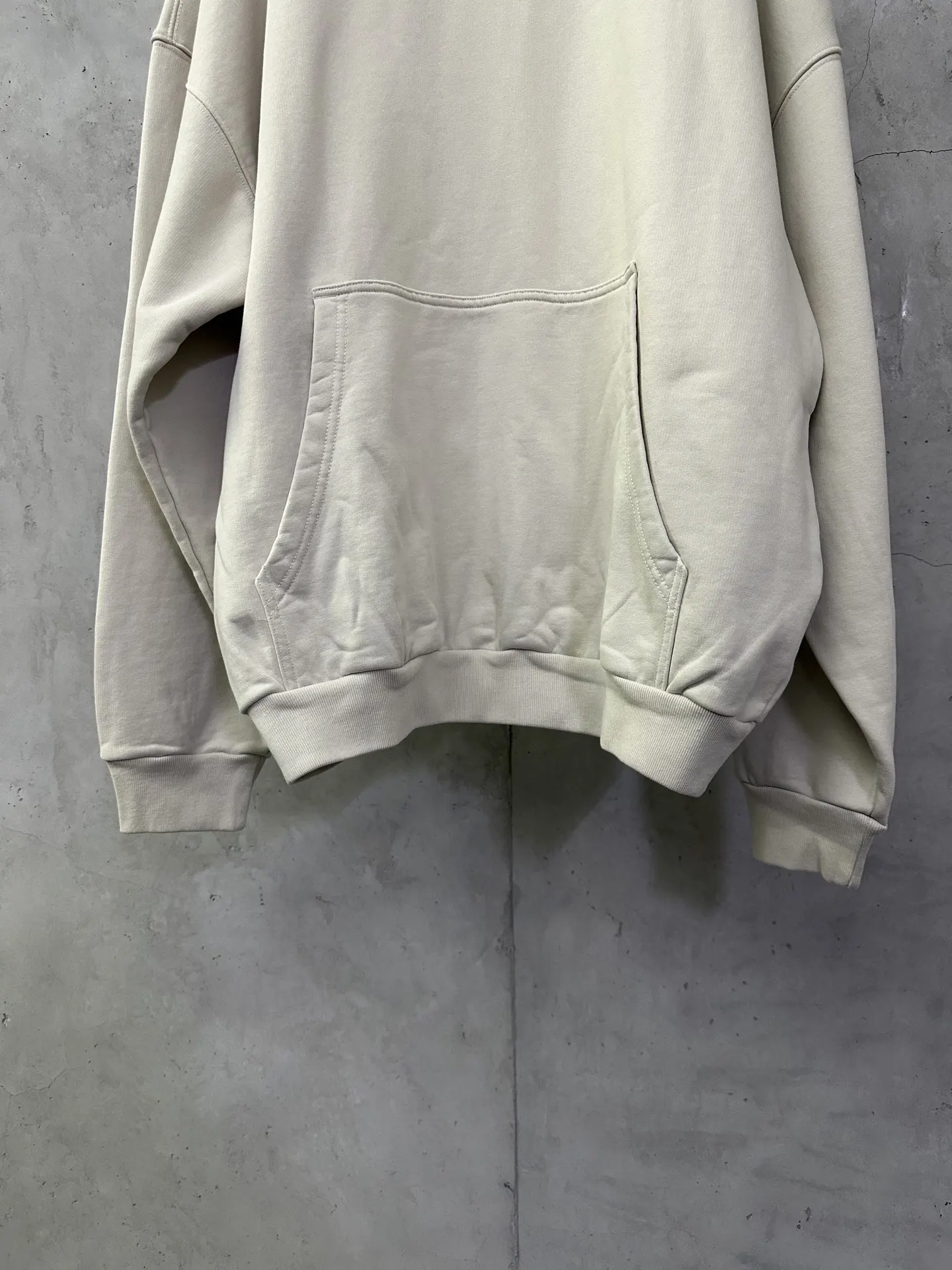 Logo Embroidery Oversized Cotton Hoodie D31020149 — view 4