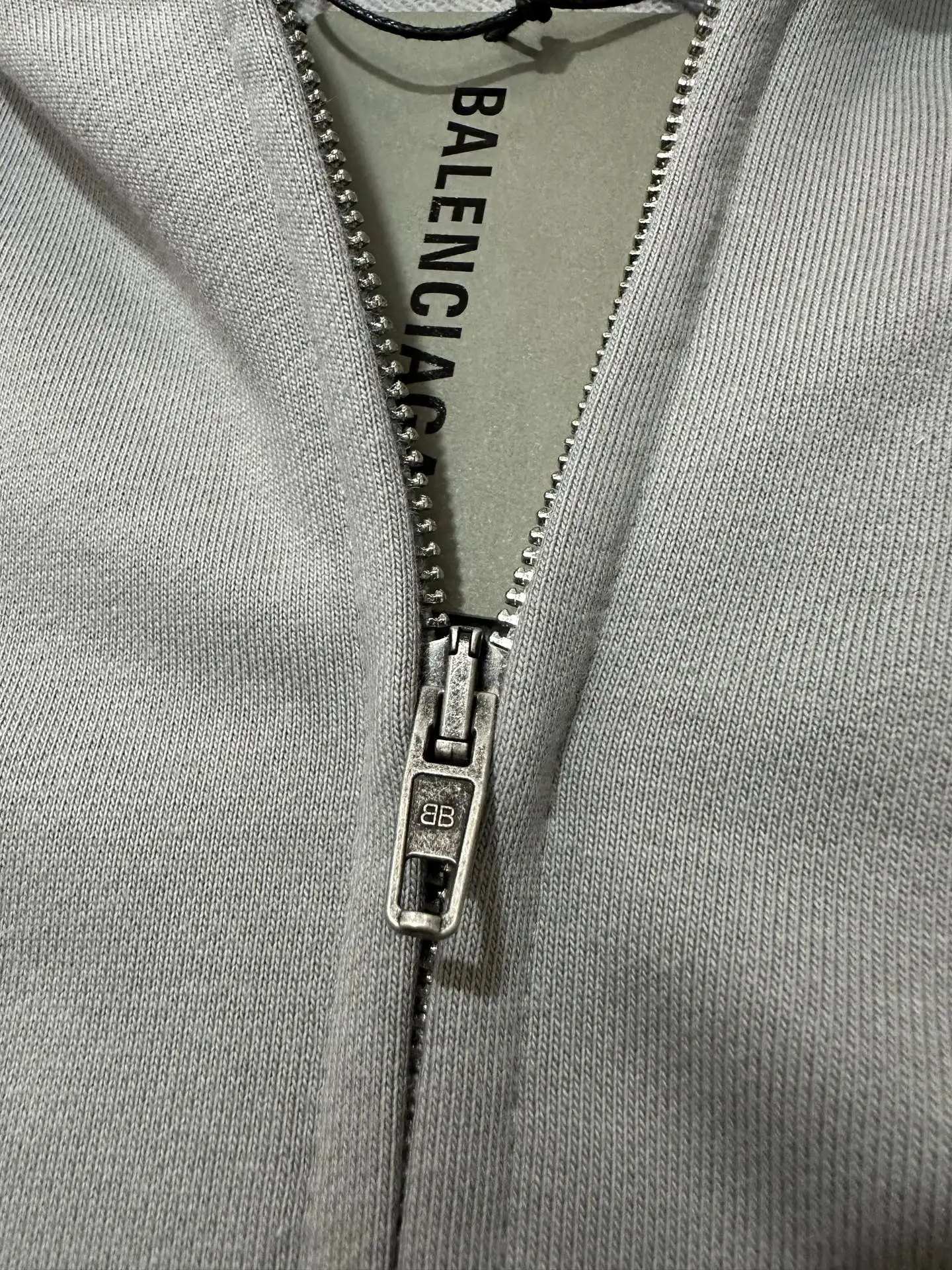 WFP Logo-Print Zip-Up Hoodie D31021824 — view 11