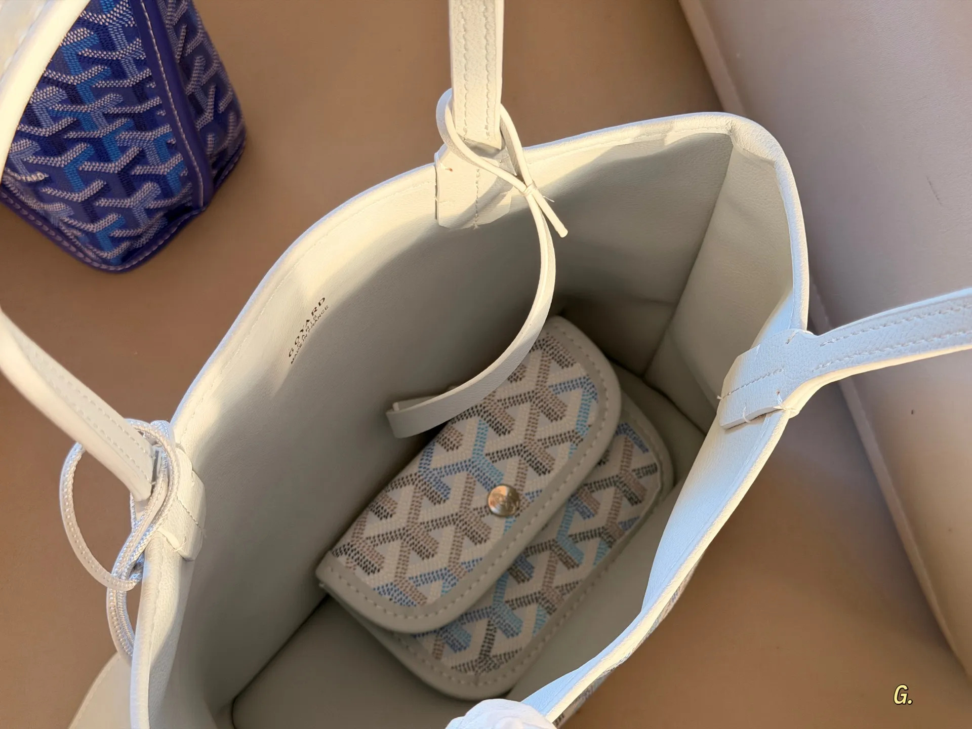 Goyard Mini Reversible Tote Bag D31017883 — view 7