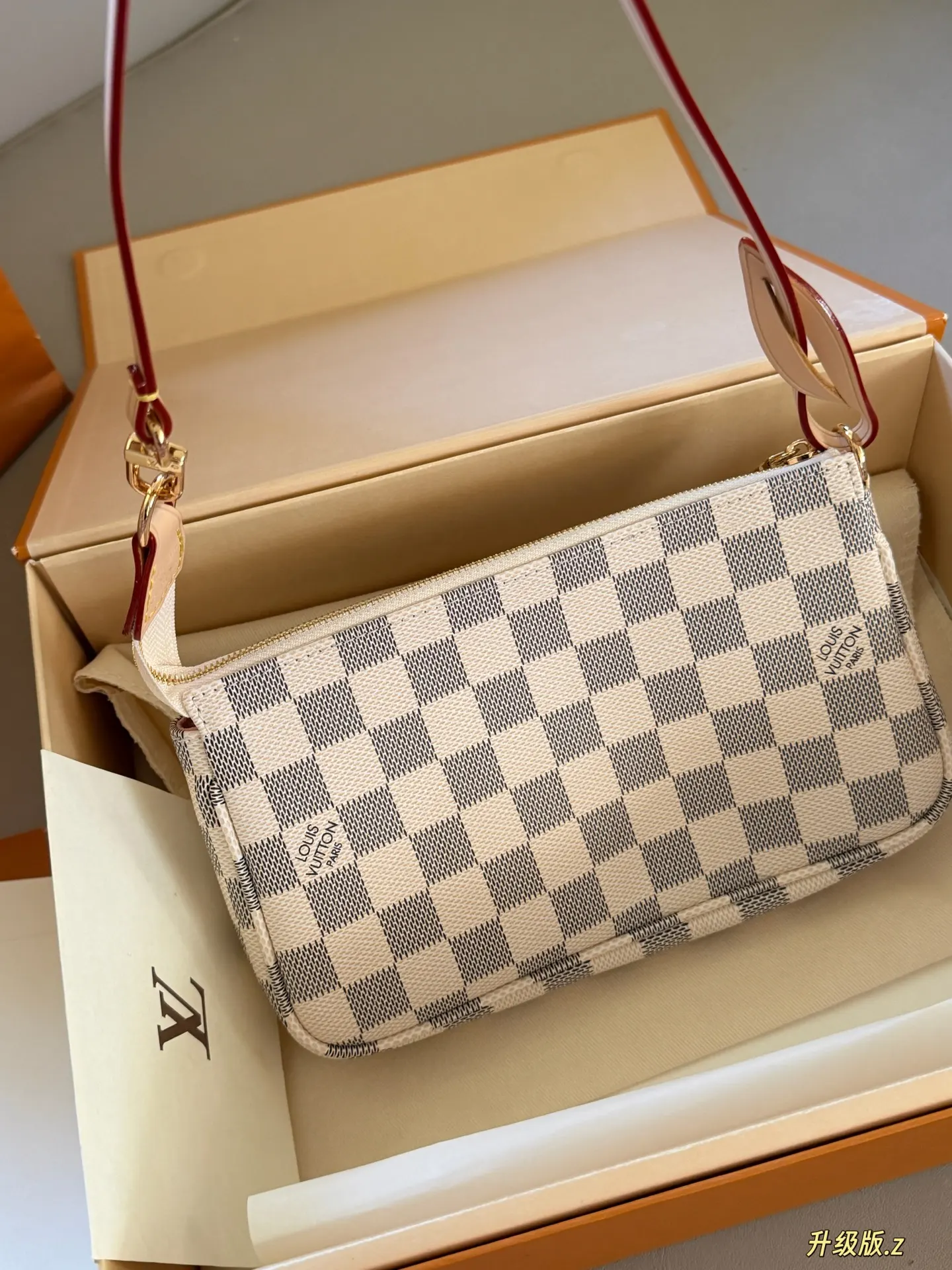 Damier Azur Pochette Accessoires Bag D31017889 — view 3