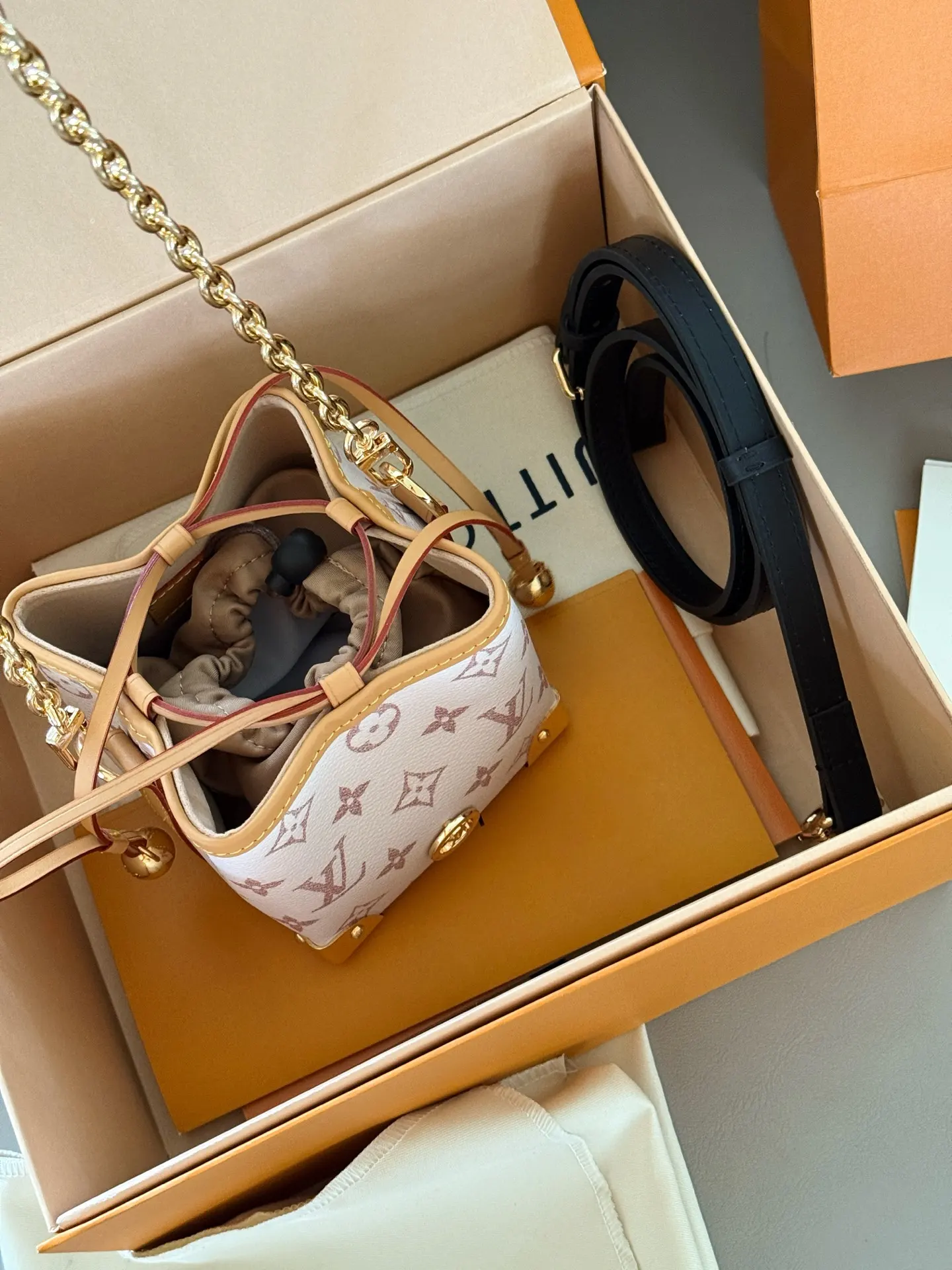 Mini Monogram Bucket Bag D31017936 — view 3