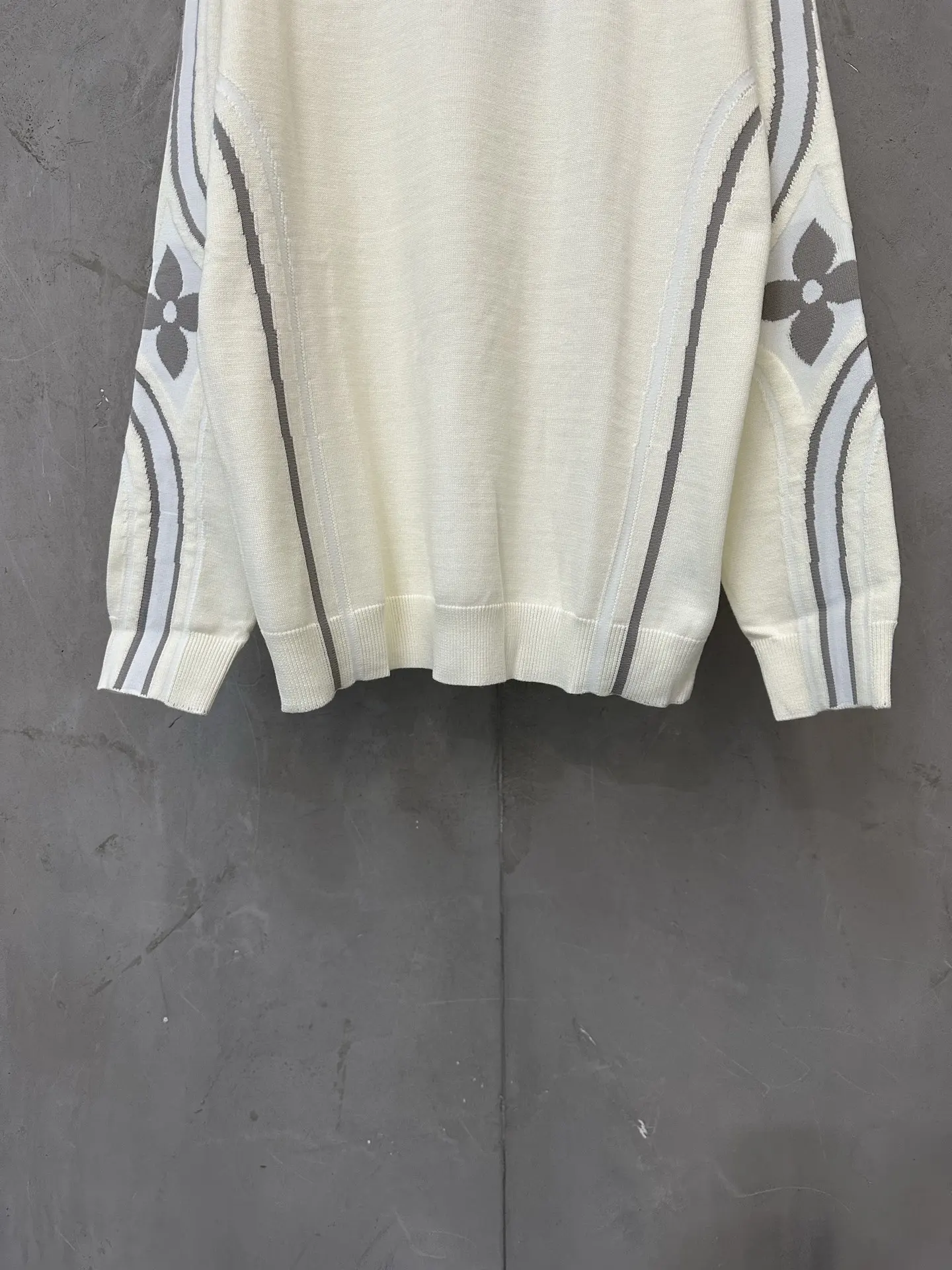 Monogram Intarsia Wool-Blend Crew-Neck Sweater D31520195 — view 4