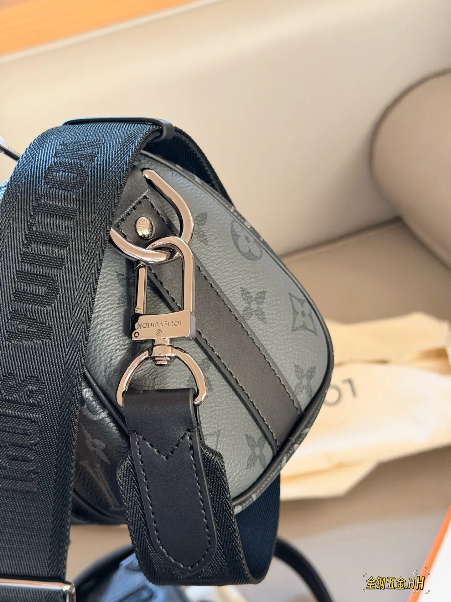 Keepall 25 Monogram Eclipse Crossbody Bag D32018164 — view 6