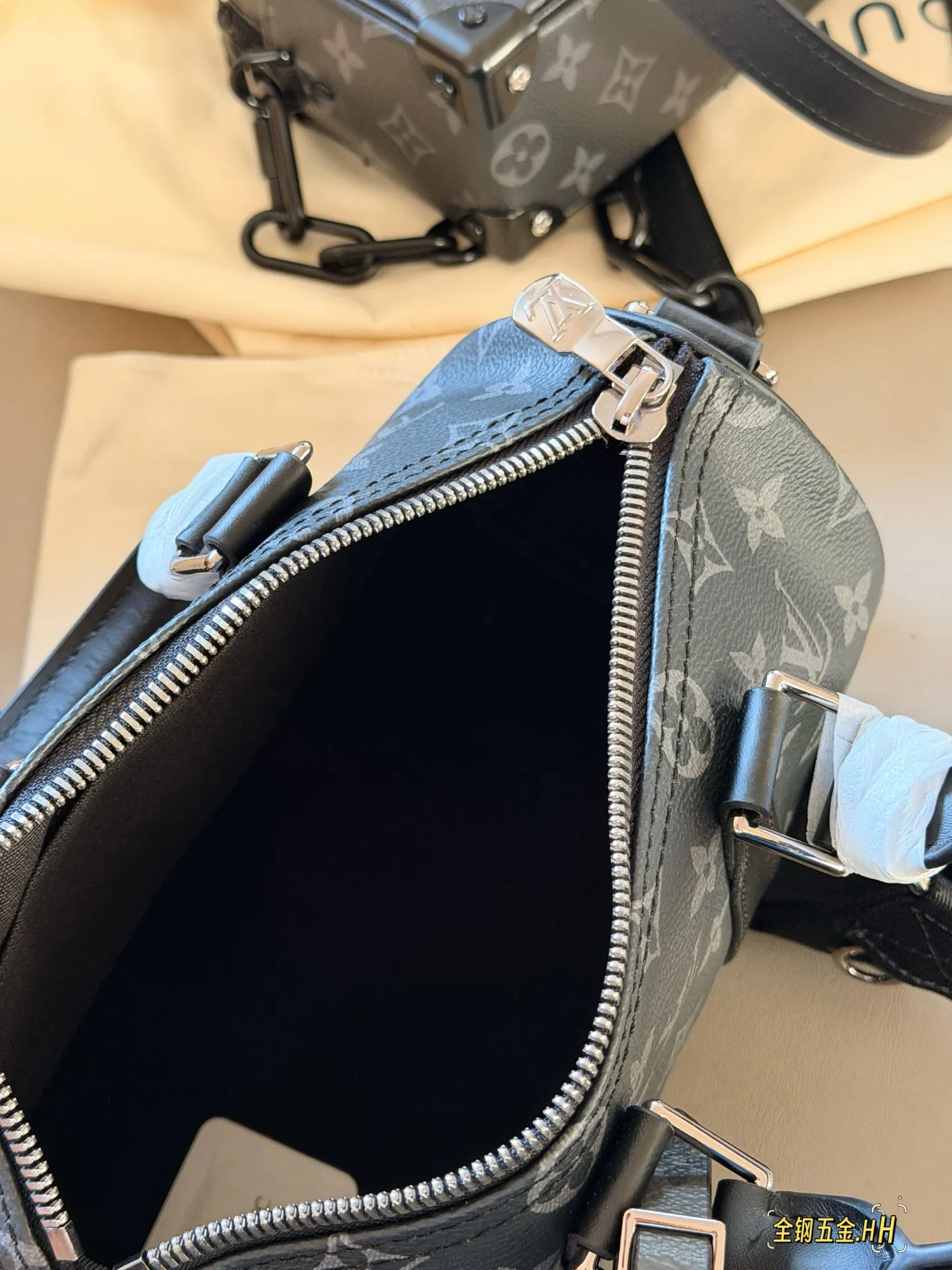 Keepall 25 Monogram Eclipse Crossbody Bag D32018164 — view 9
