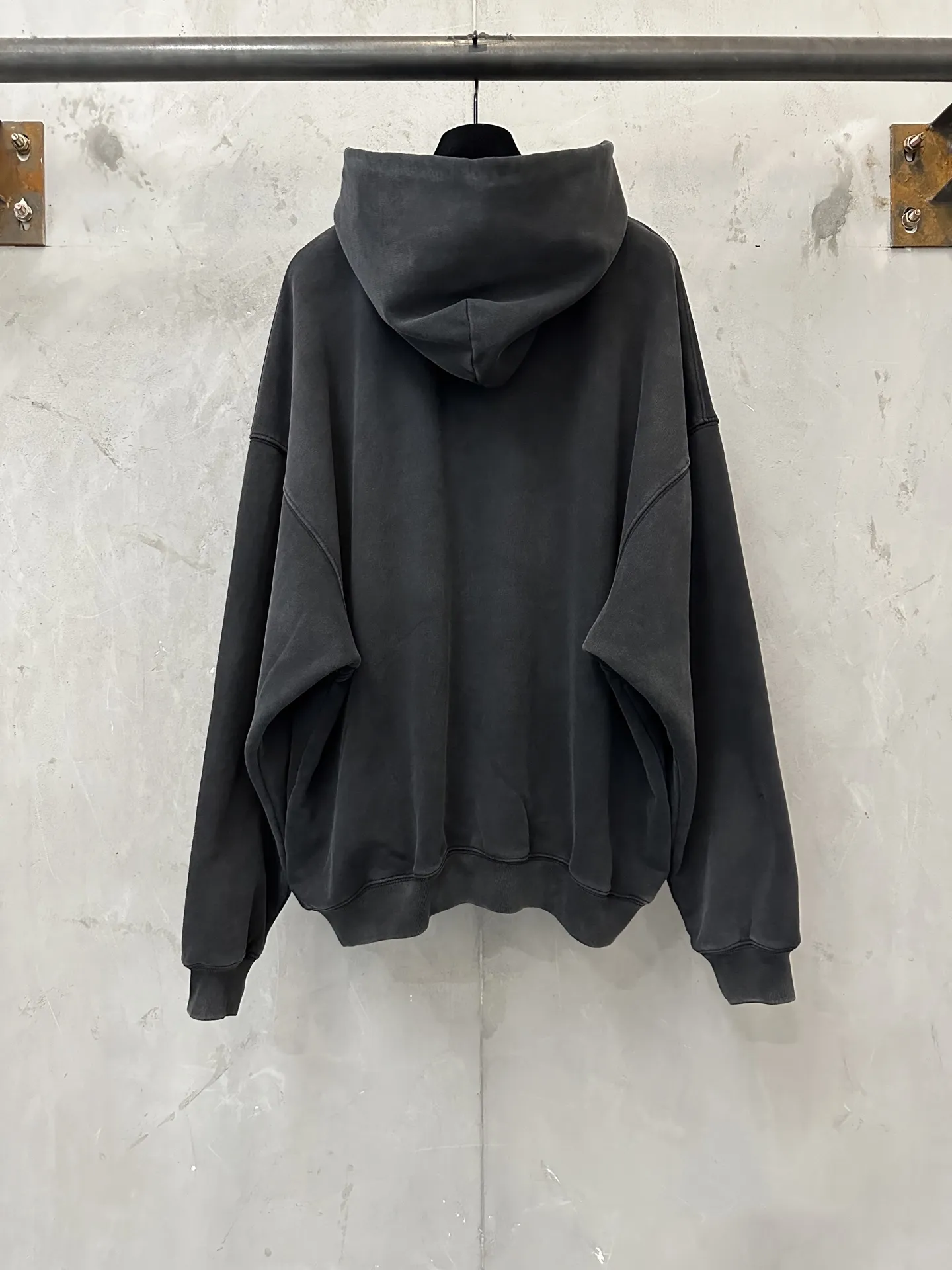 Alexander Wang Rhinestone Graphic Washed Hoodie D32020123 — view 2