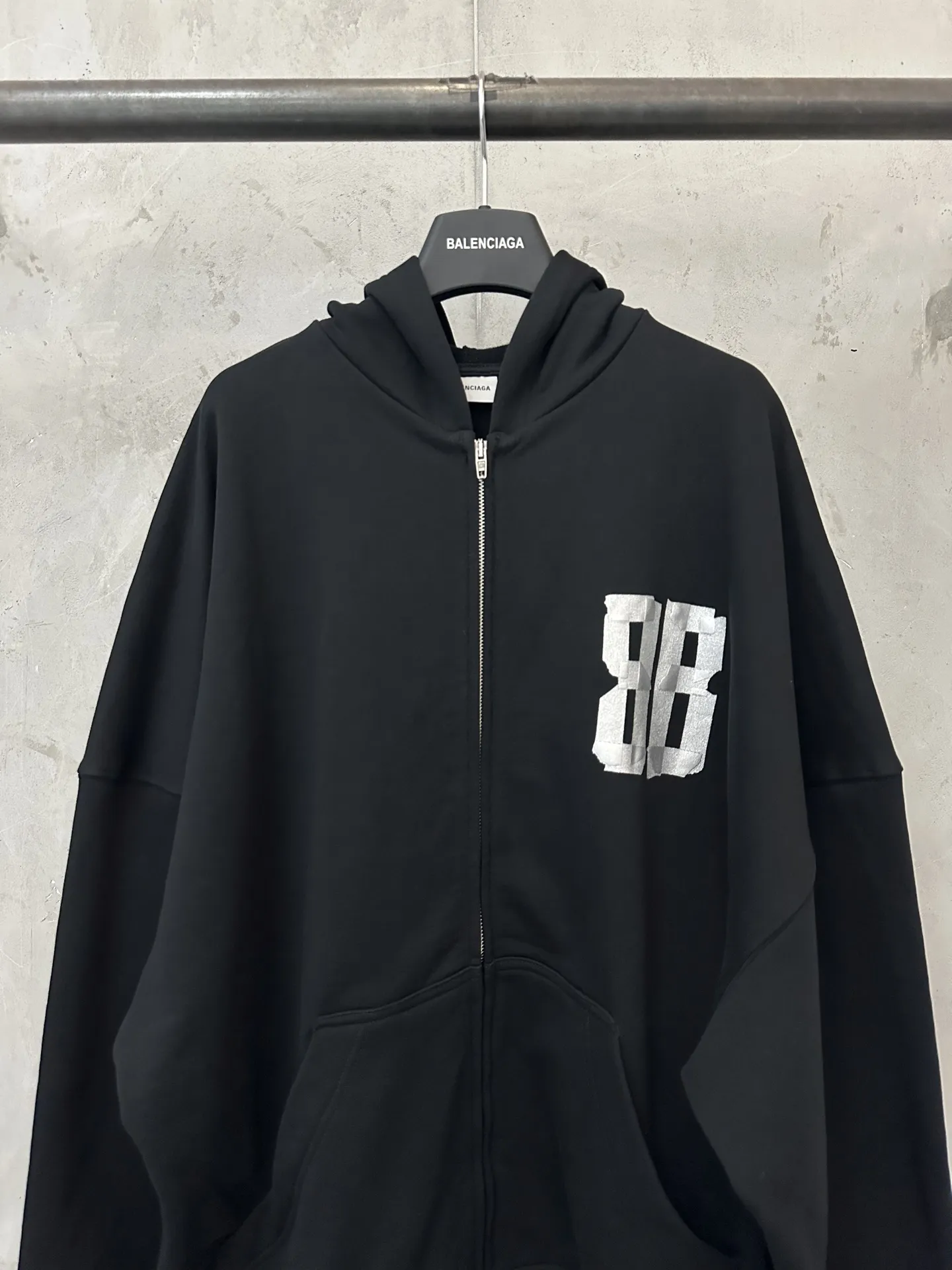 BB Tape Logo Zip-Up Hoodie D32023587 — view 3