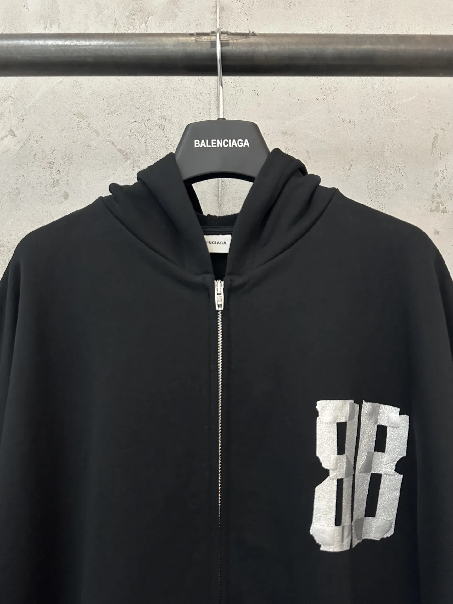 BB Tape Logo Zip-Up Hoodie D32023587 — view 5