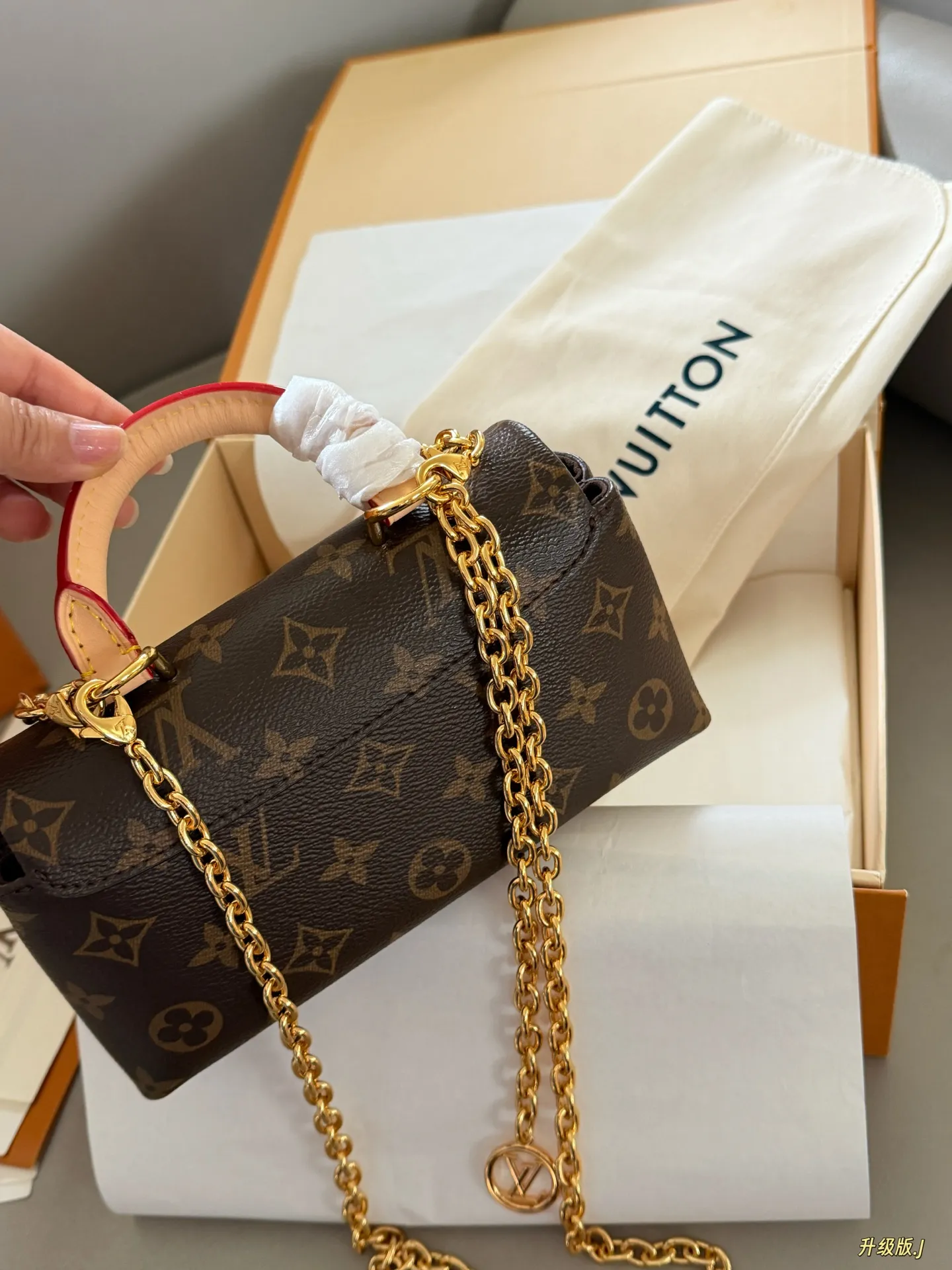 Nano Madeline Monogram Top-Handle Bag D32018001 — view 4