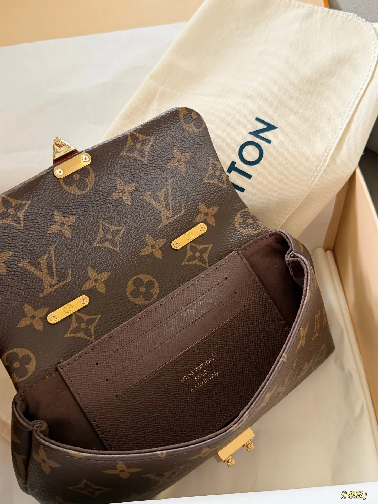 Nano Madeline Monogram Top-Handle Bag D32018001 — view 8
