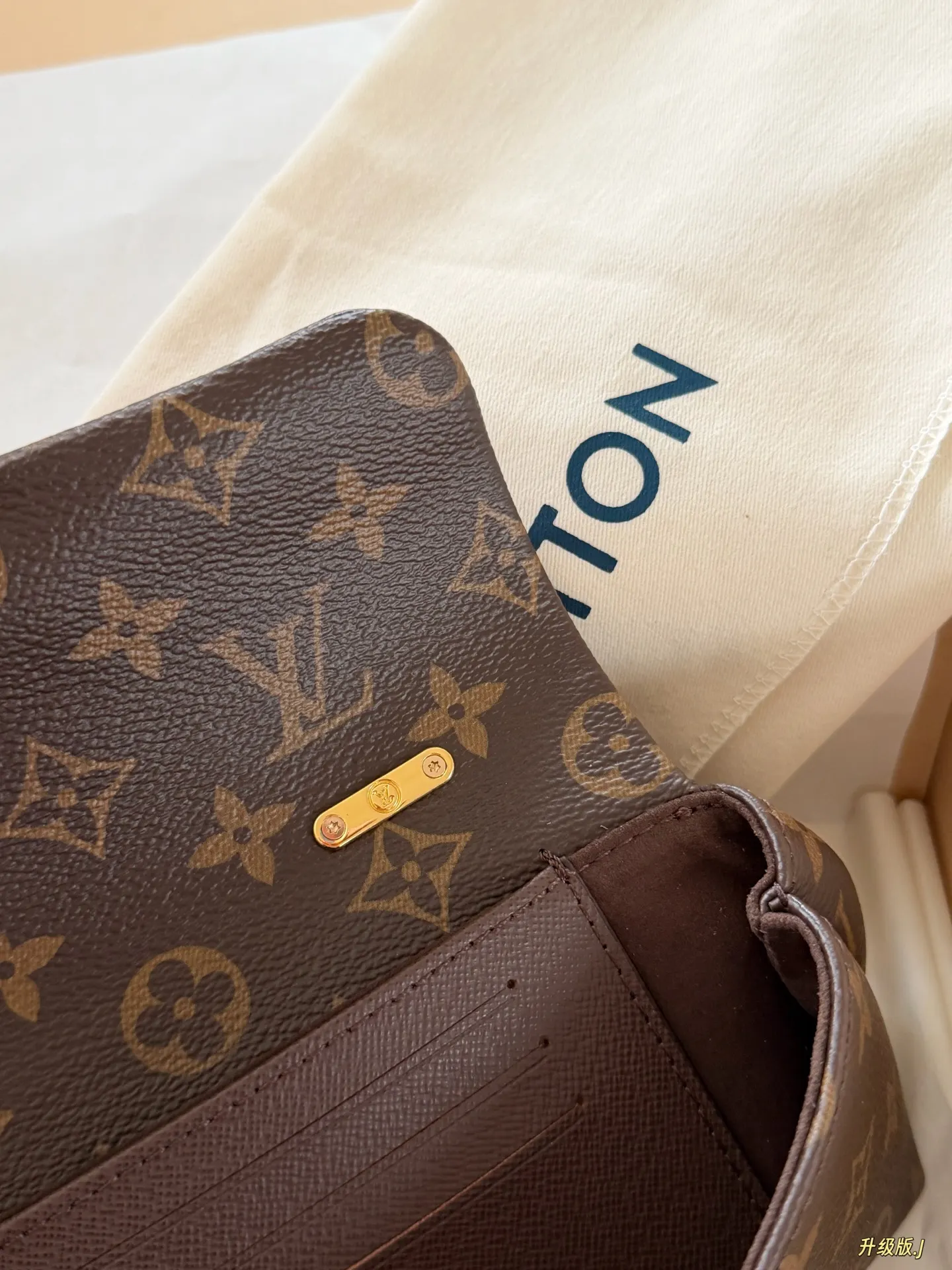 Nano Madeline Monogram Top-Handle Bag D32018001 — view 9