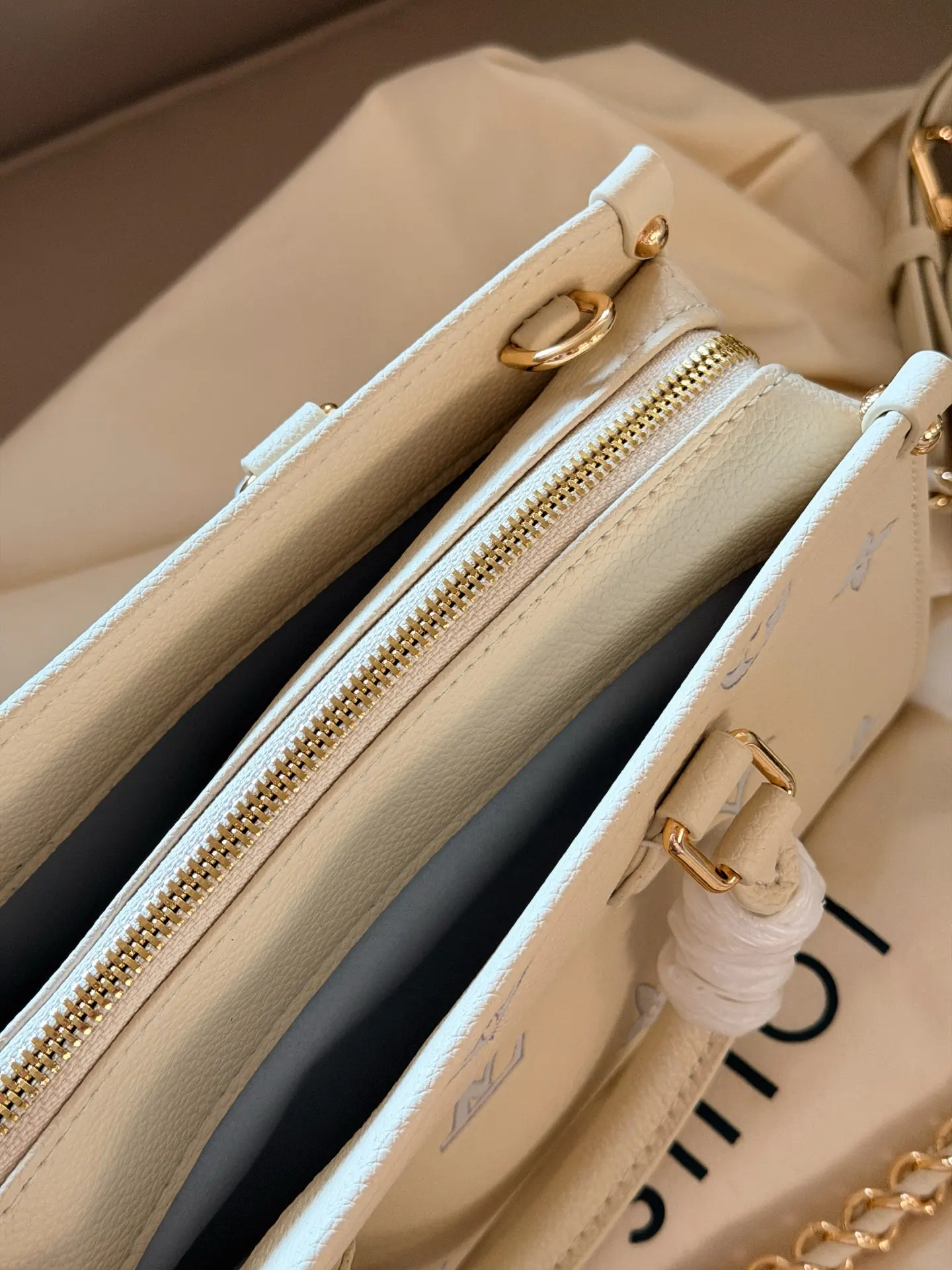 OnTheGo East West Monogram Top-Handle Bag D32018076 — view 5