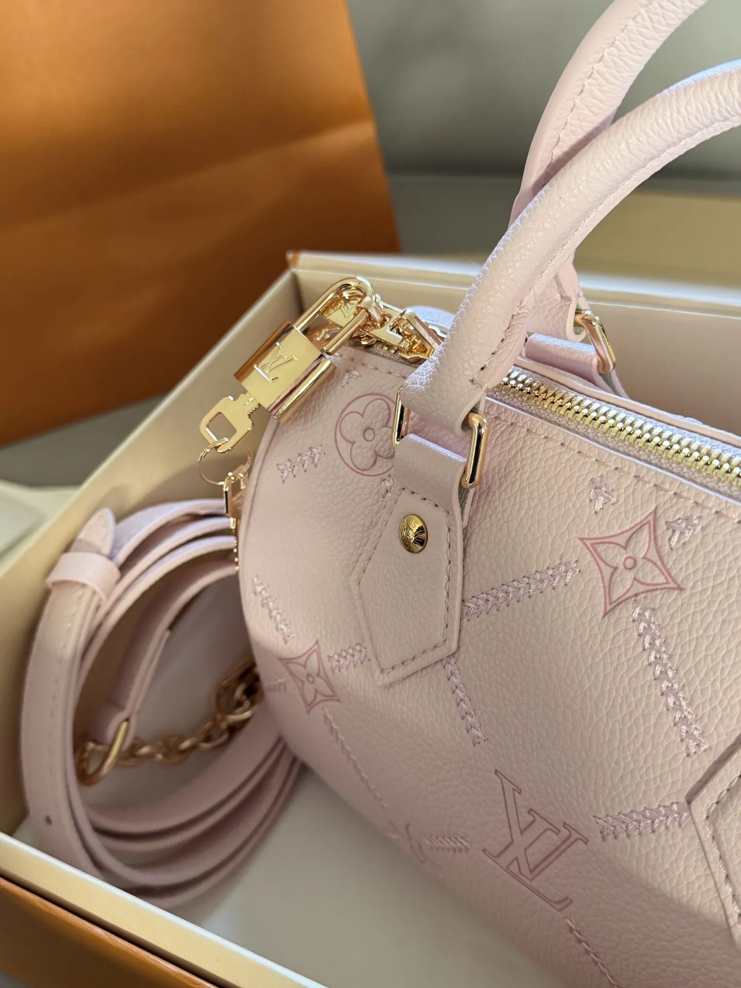 Speedy 20 Mini Embossed Top-Handle Bag D32018250 — view 5