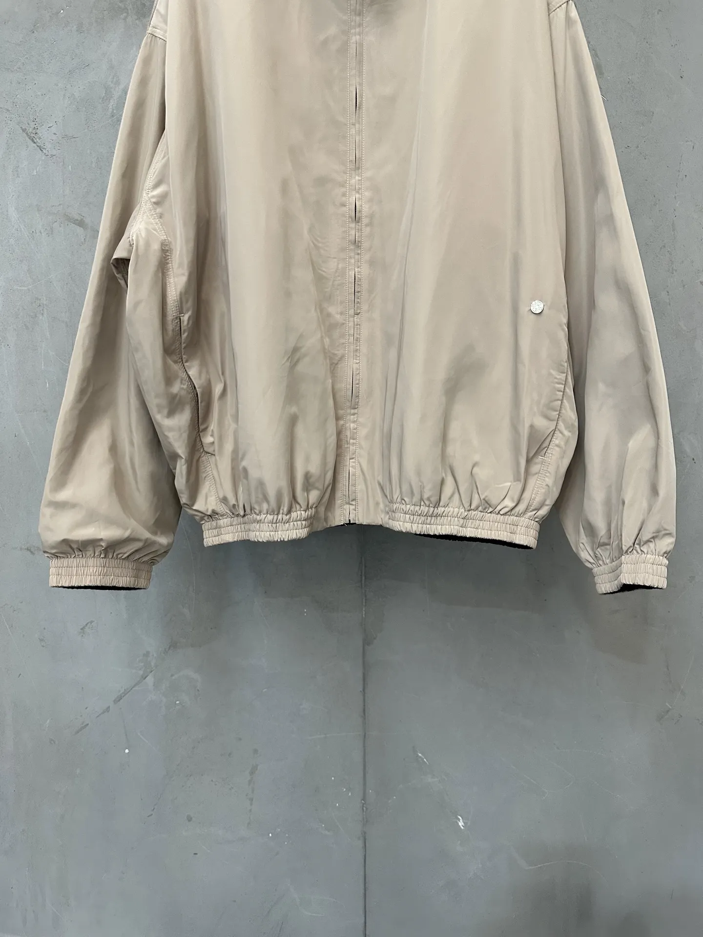 Reversible Logo-Print Crinkled Nylon Jacket D33023543 — view 6