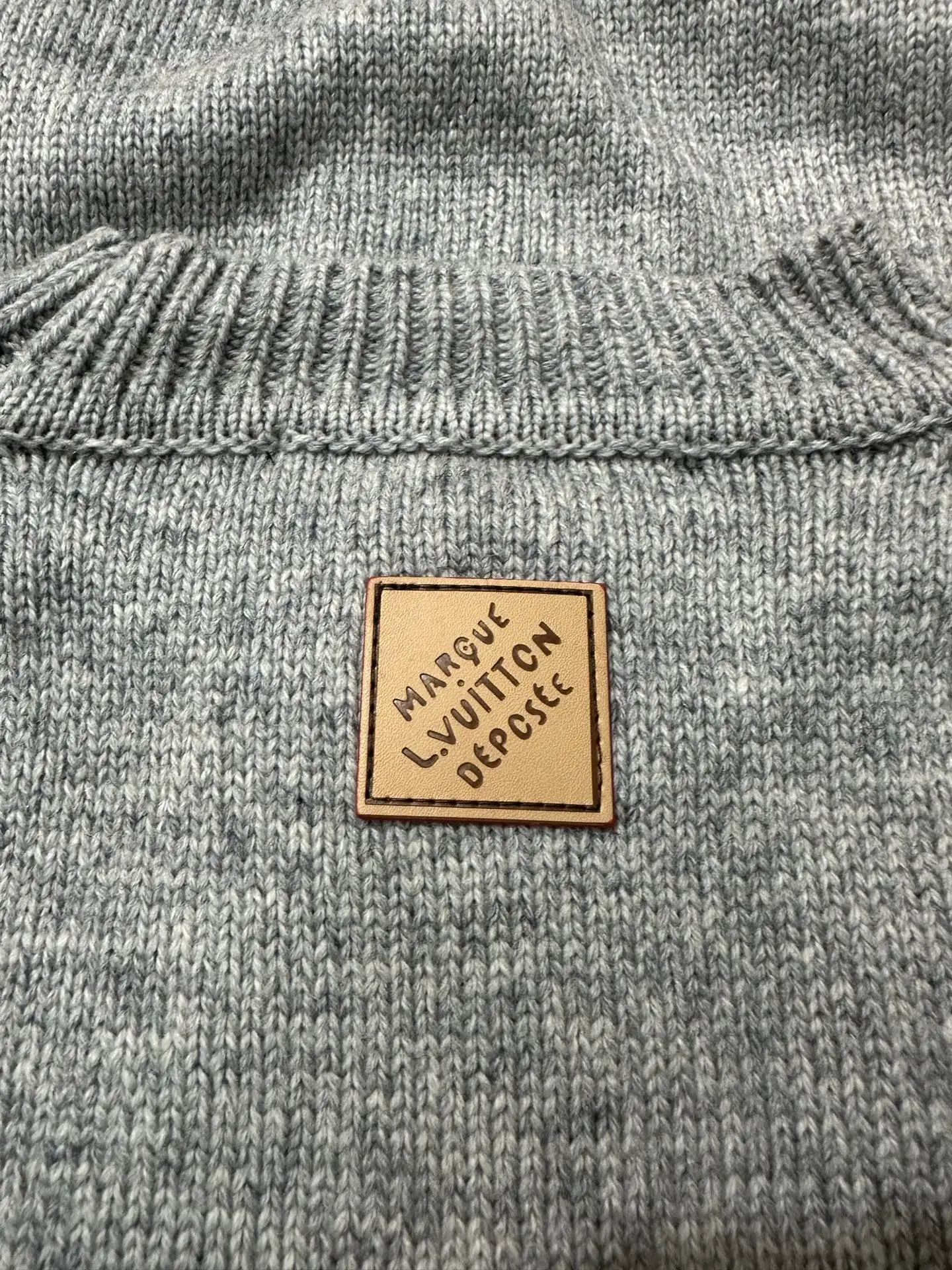 Fox Intarsia Wool-Cashmere Blend Sweater D33023541 — view 9