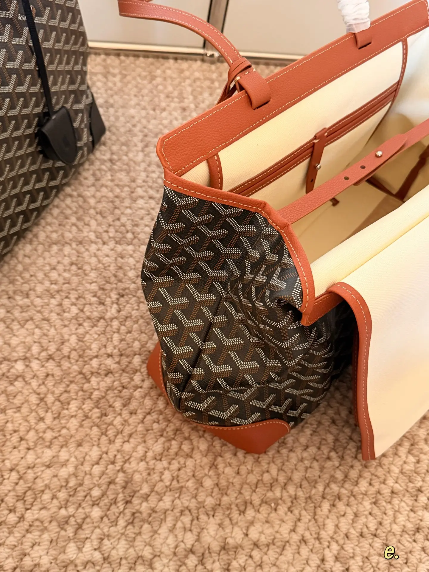 Goyard-Inspired Monogram Tote Bag D33018392 — view 4
