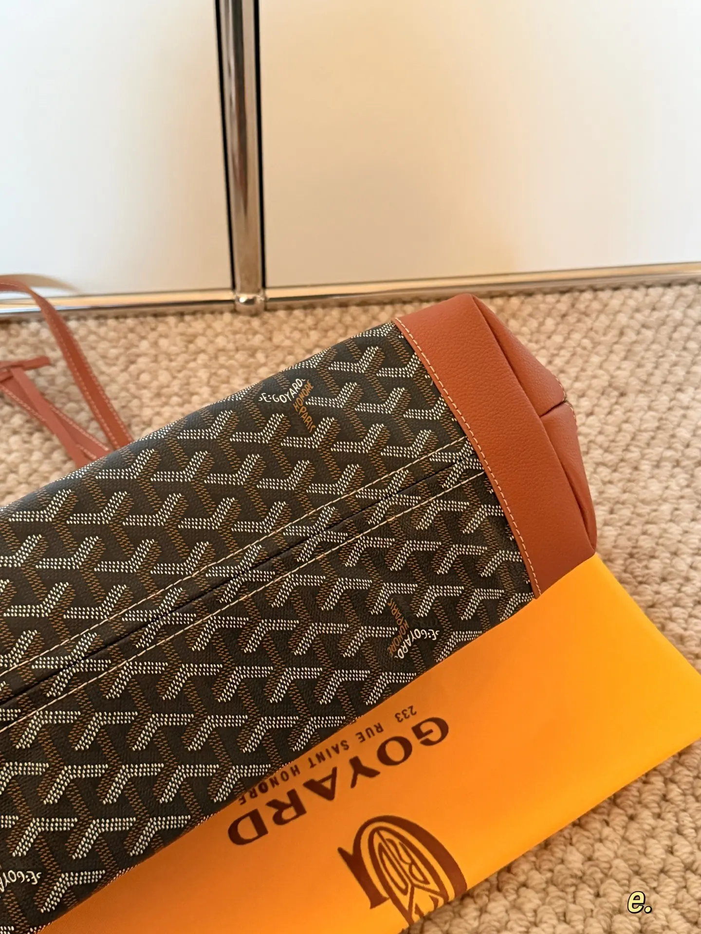 Goyard-Inspired Monogram Tote Bag D33018392 — view 9